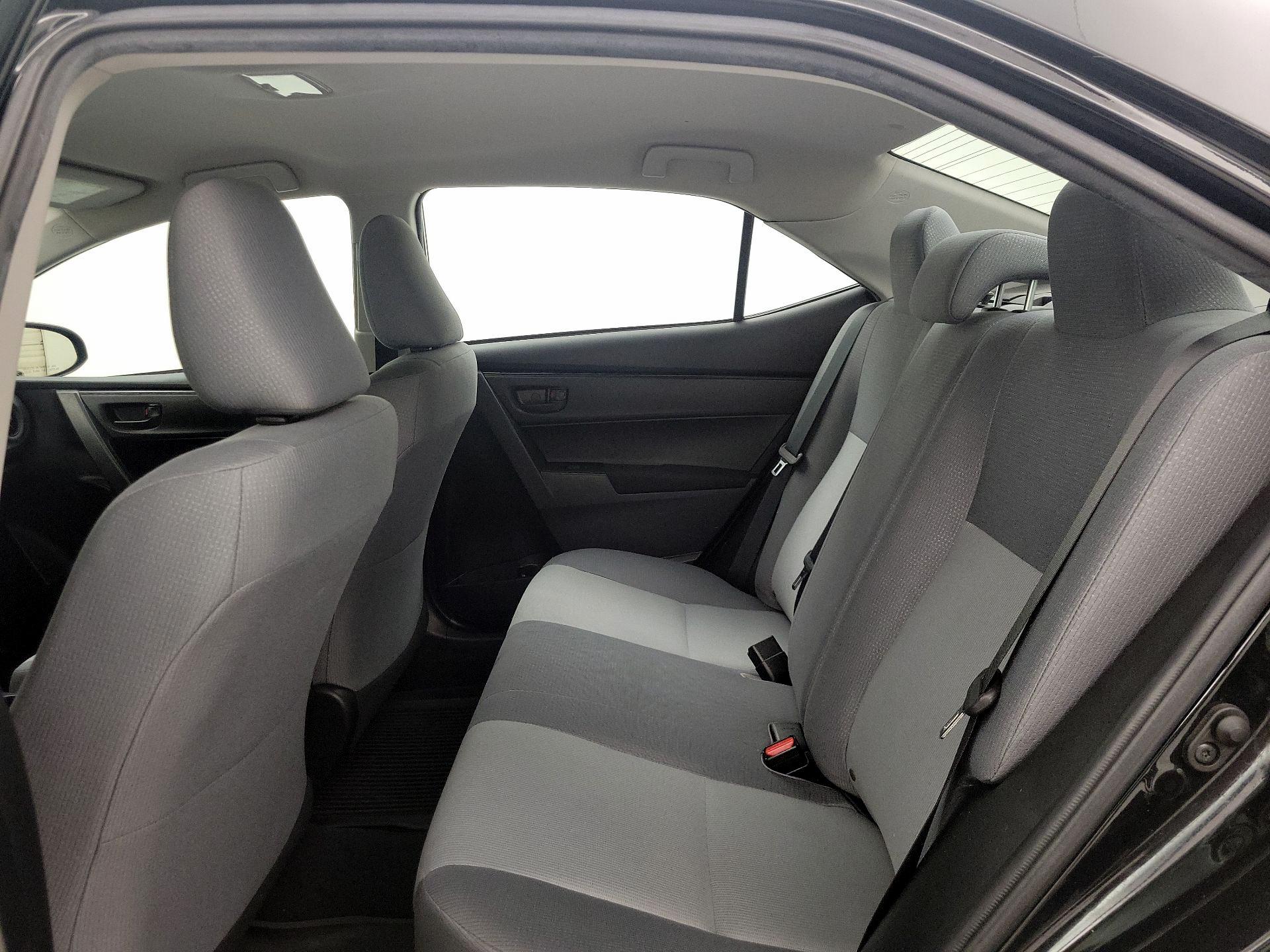 Thumbnail: 2019 Toyota Corolla - 19