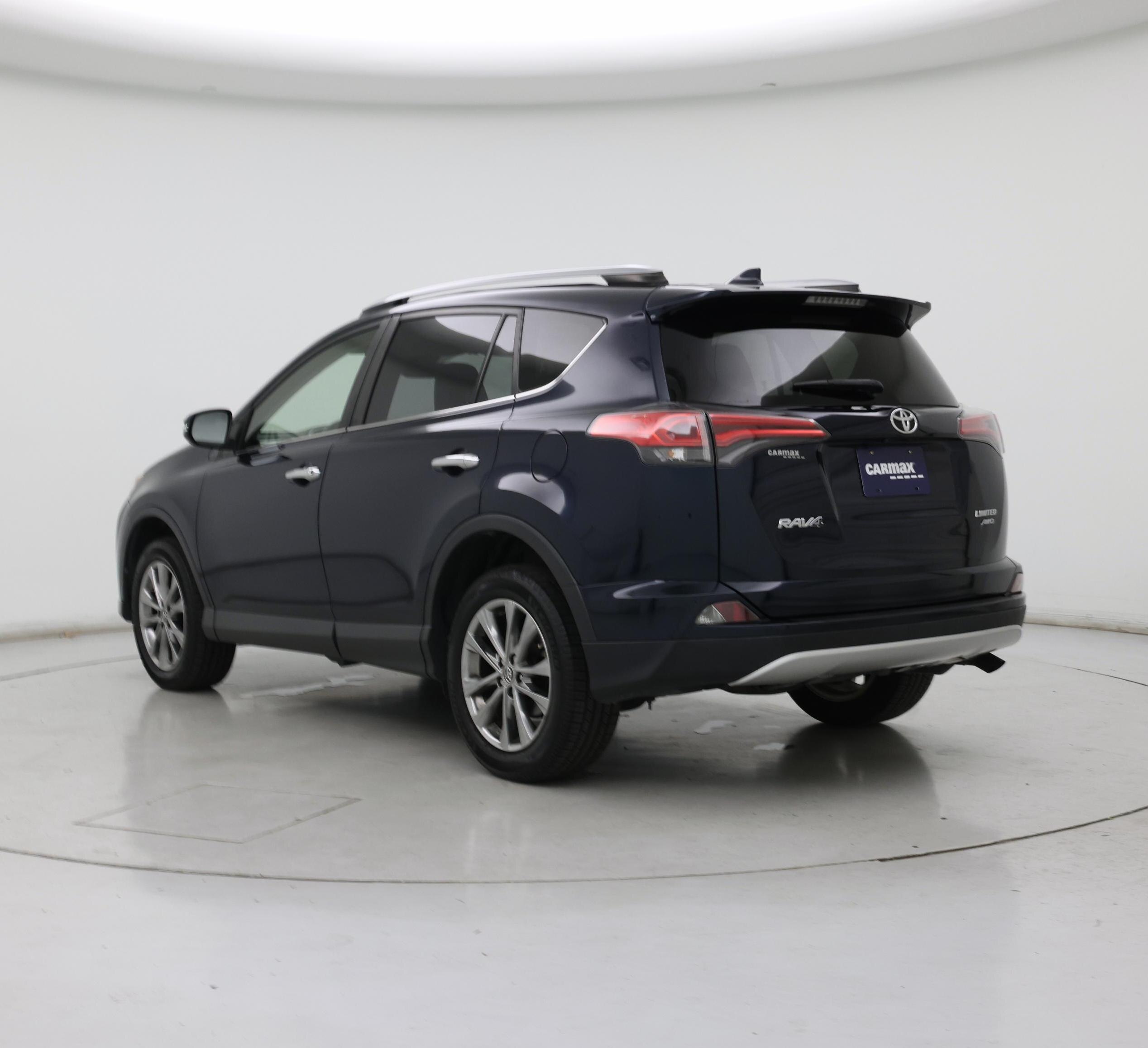 Thumbnail: 2018 Toyota RAV4 - 2