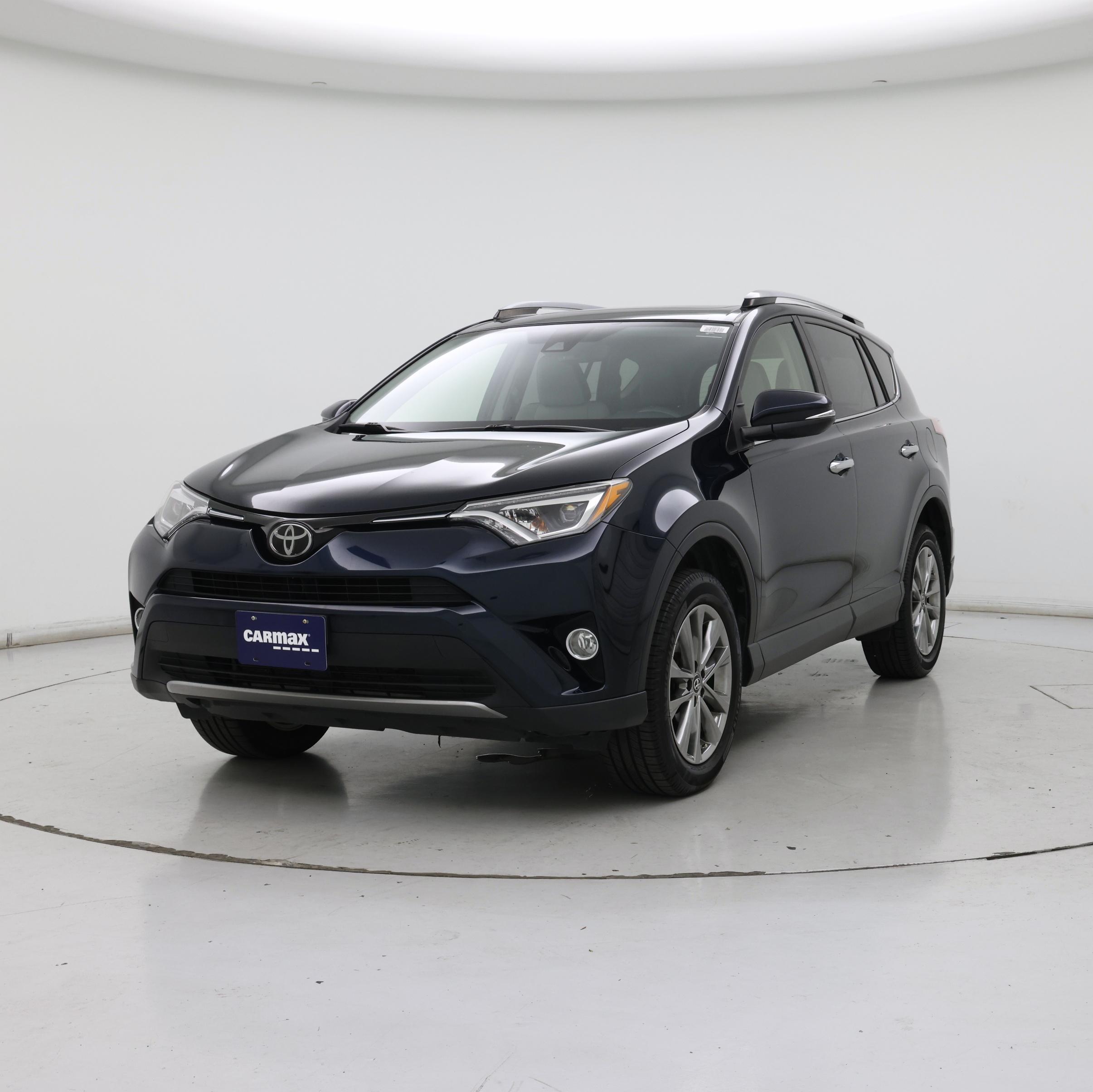 Thumbnail: 2018 Toyota RAV4 - 4