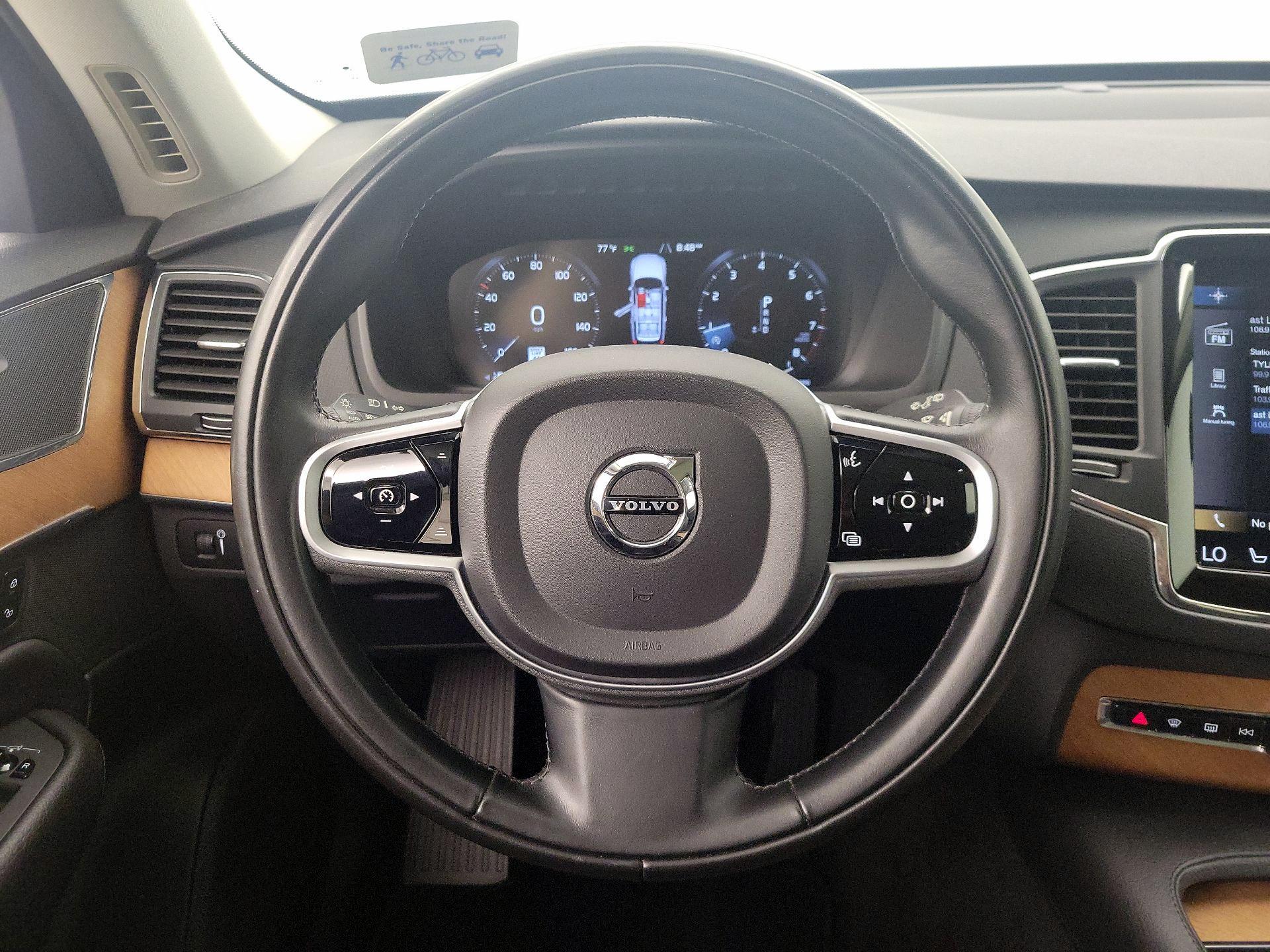 Thumbnail: 2021 Volvo XC90 - 10
