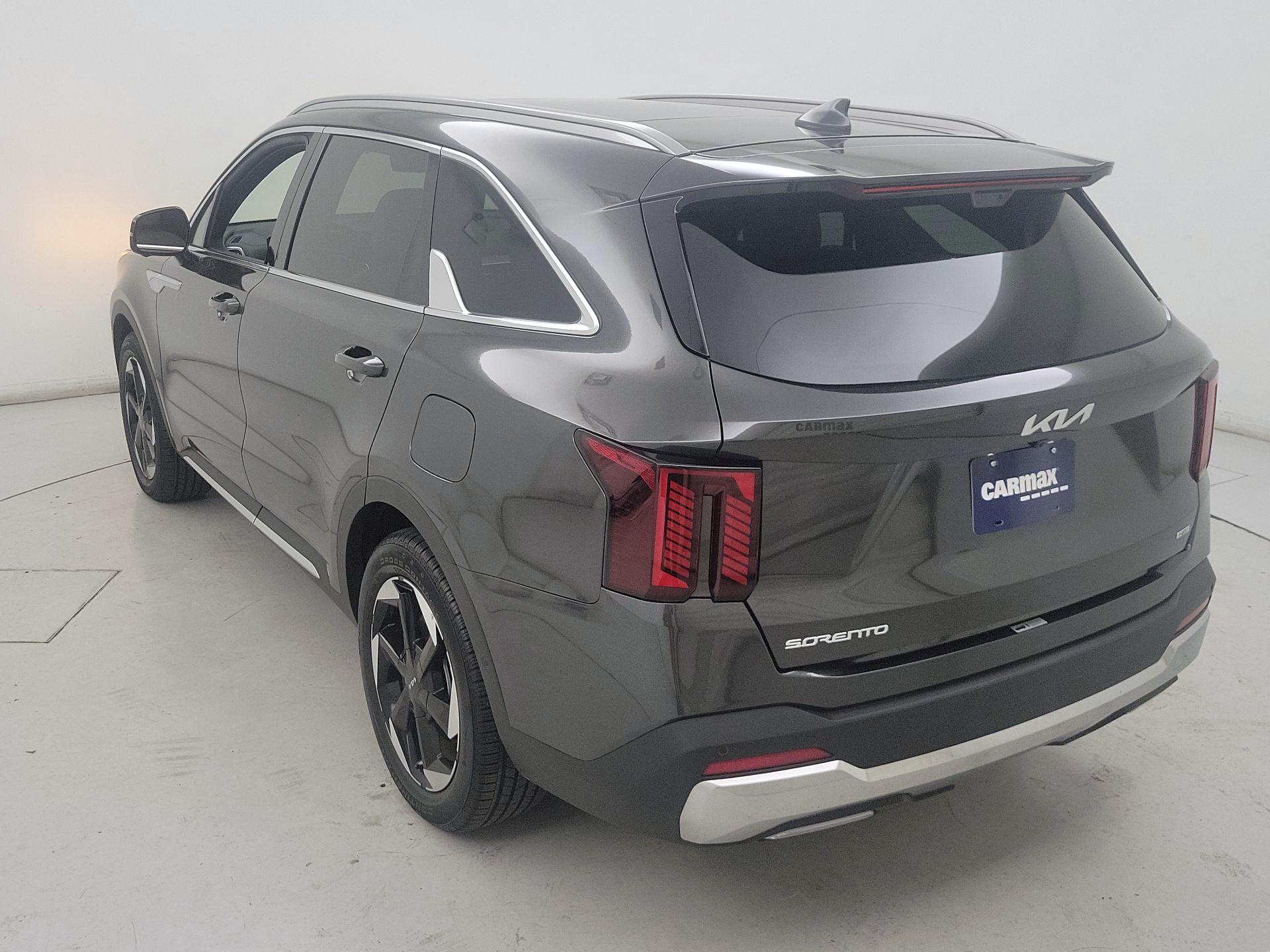 Thumbnail: 2025 Kia Sorento - 7