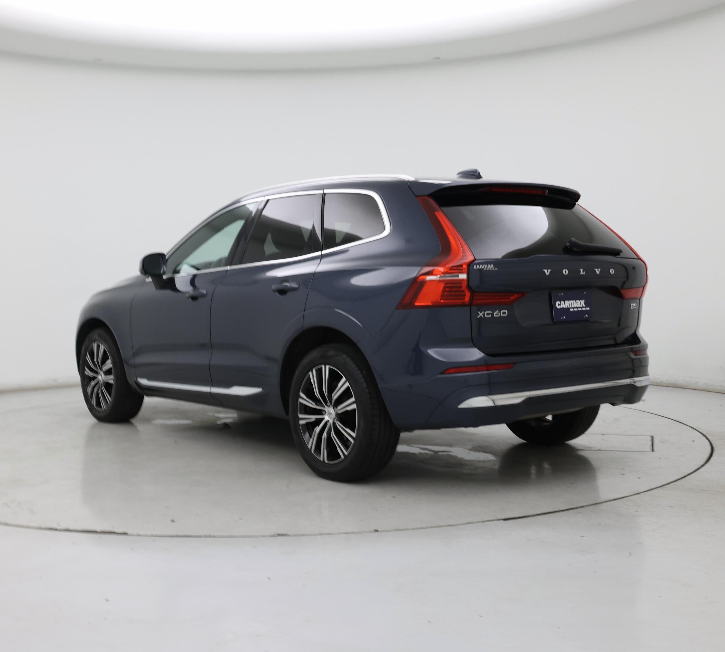 Thumbnail: 2022 Volvo XC60 - 2