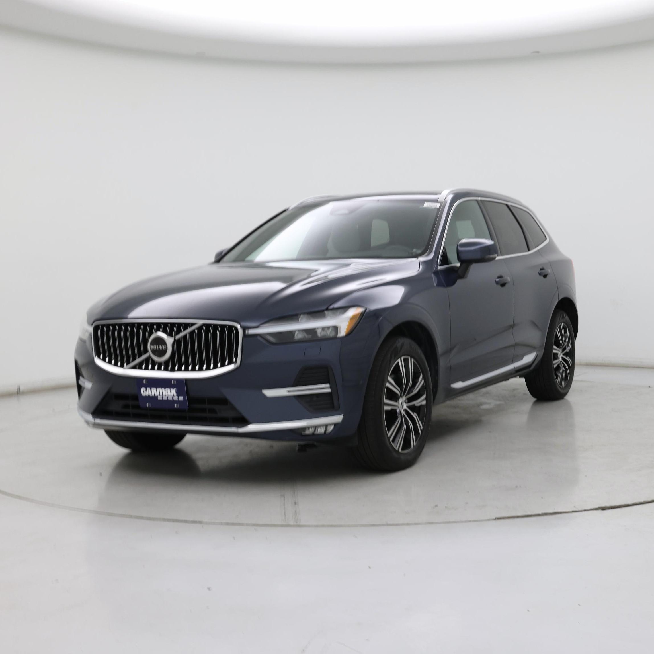 Thumbnail: 2022 Volvo XC60 - 4