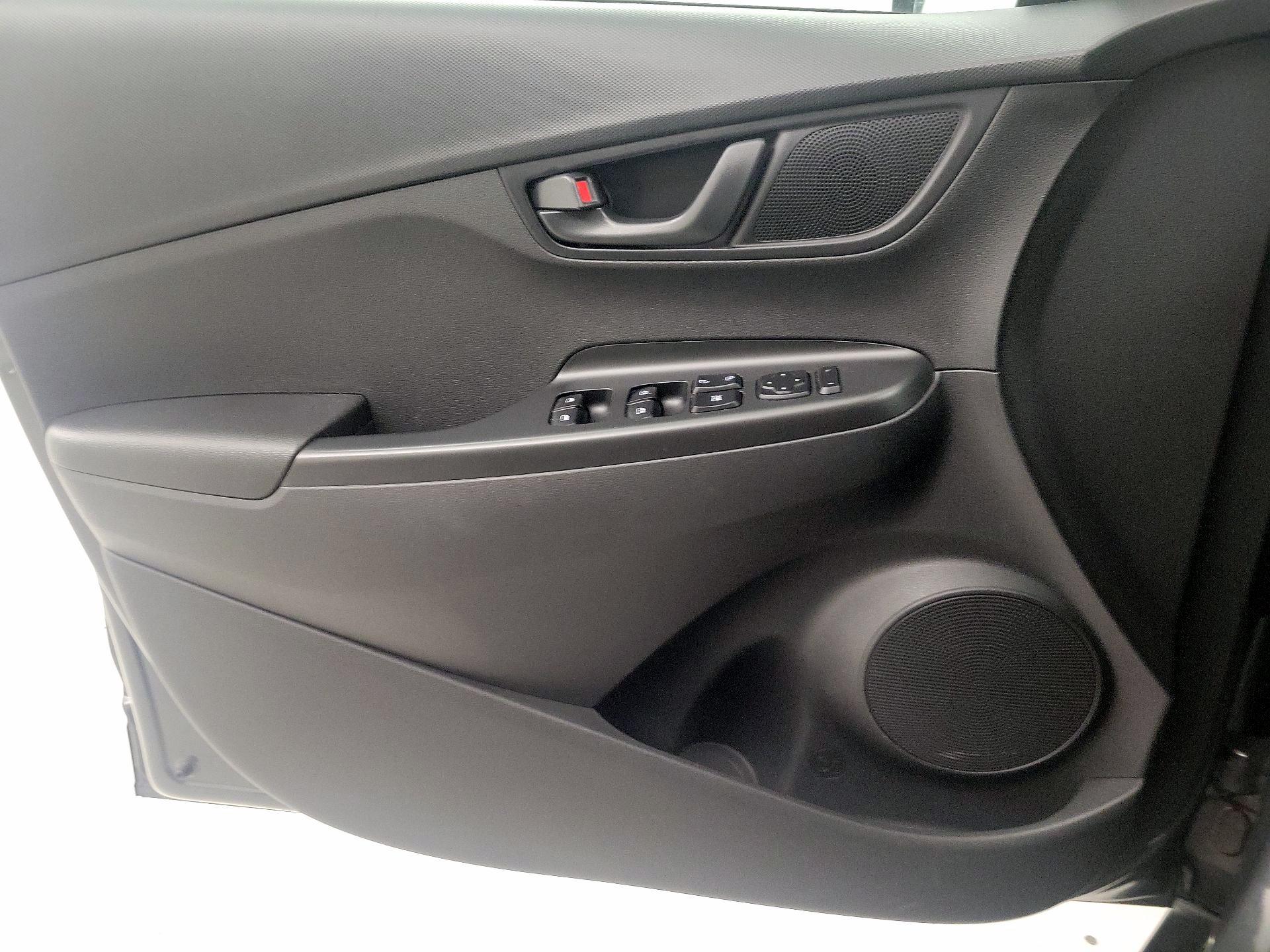 Thumbnail: 2023 Hyundai Kona - 12