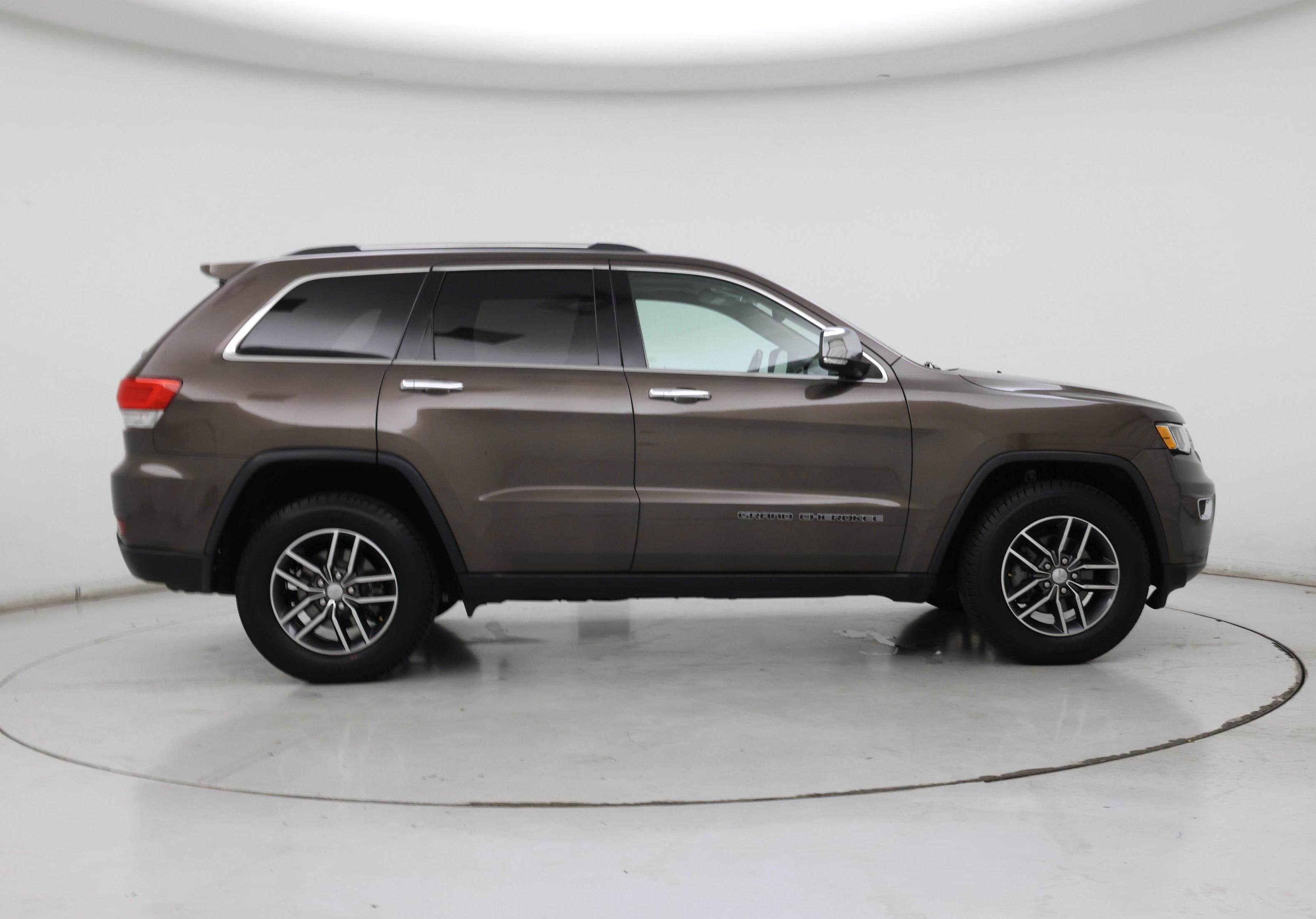 Thumbnail: 2017 Jeep Grand Cherokee - 7