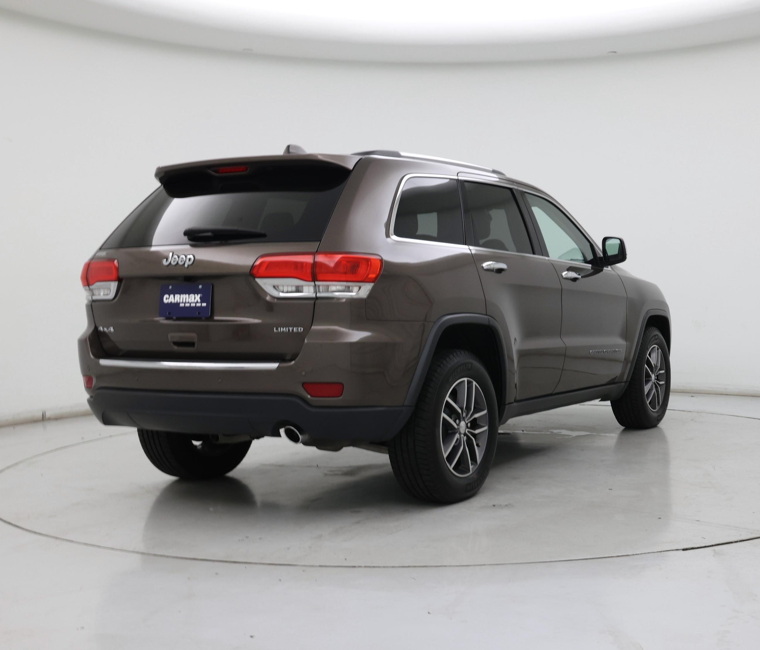Thumbnail: 2017 Jeep Grand Cherokee - 8
