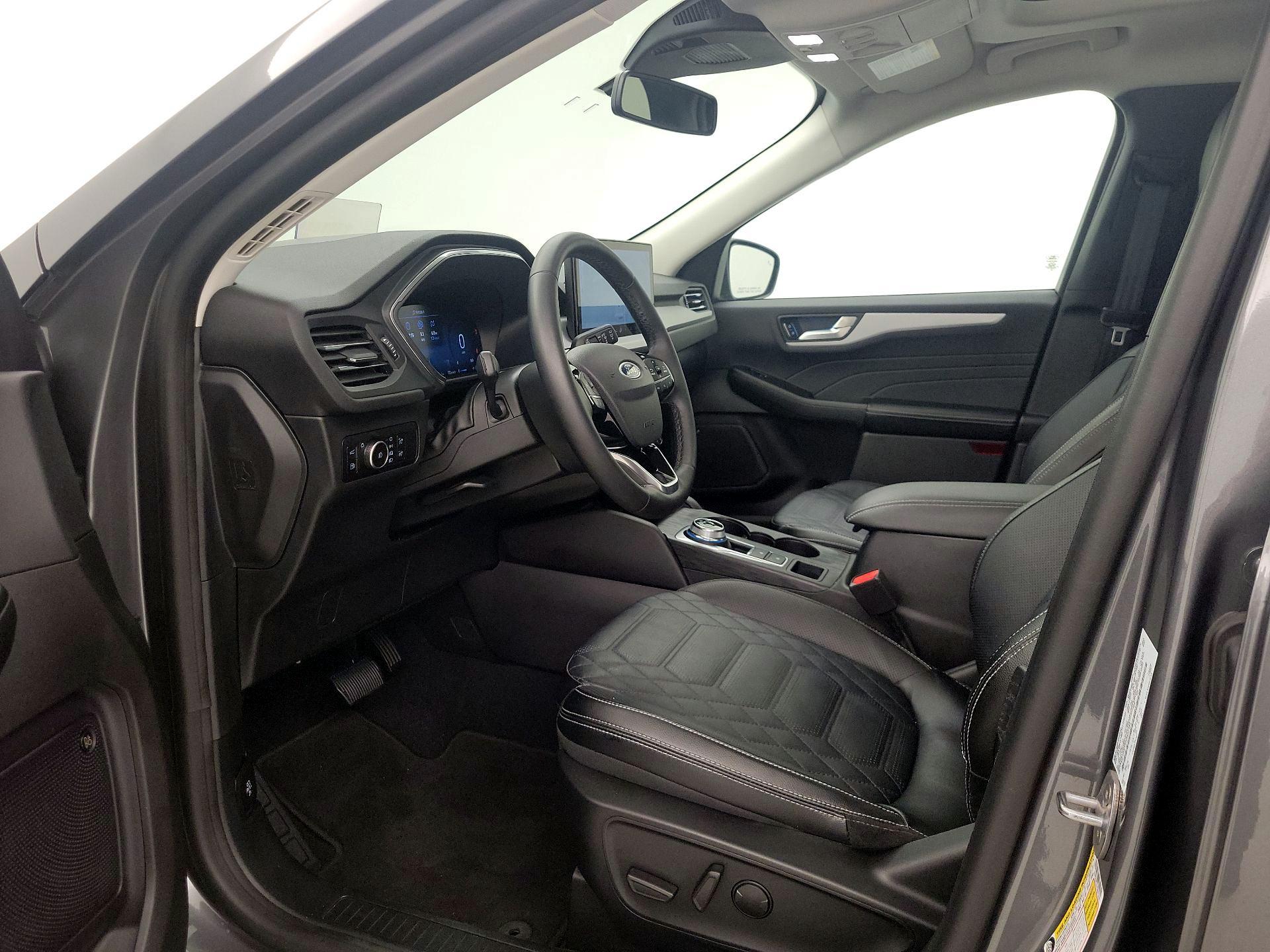 Thumbnail: 2023 Ford Escape - 11
