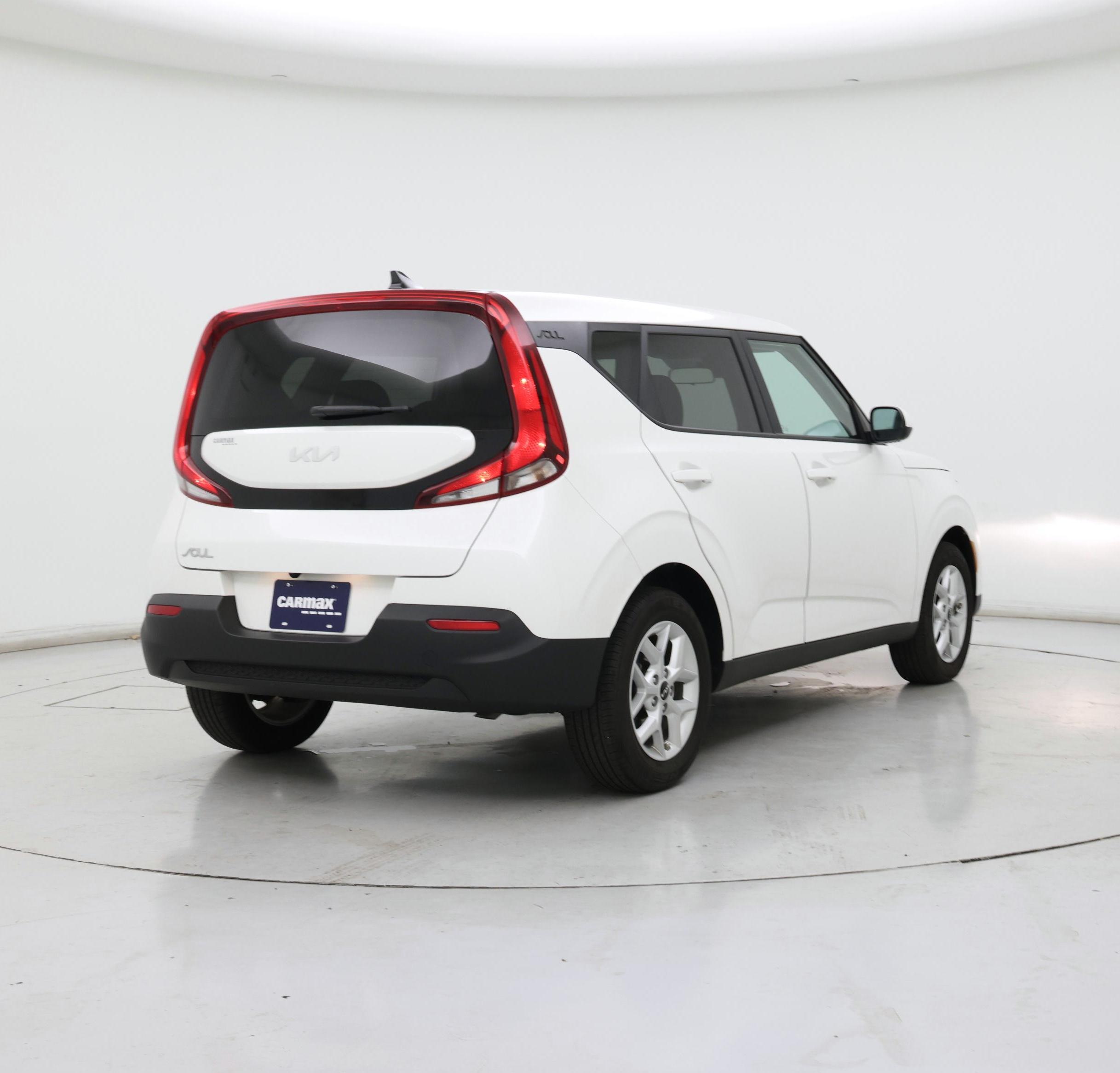 Thumbnail: 2022 Kia Soul - 8