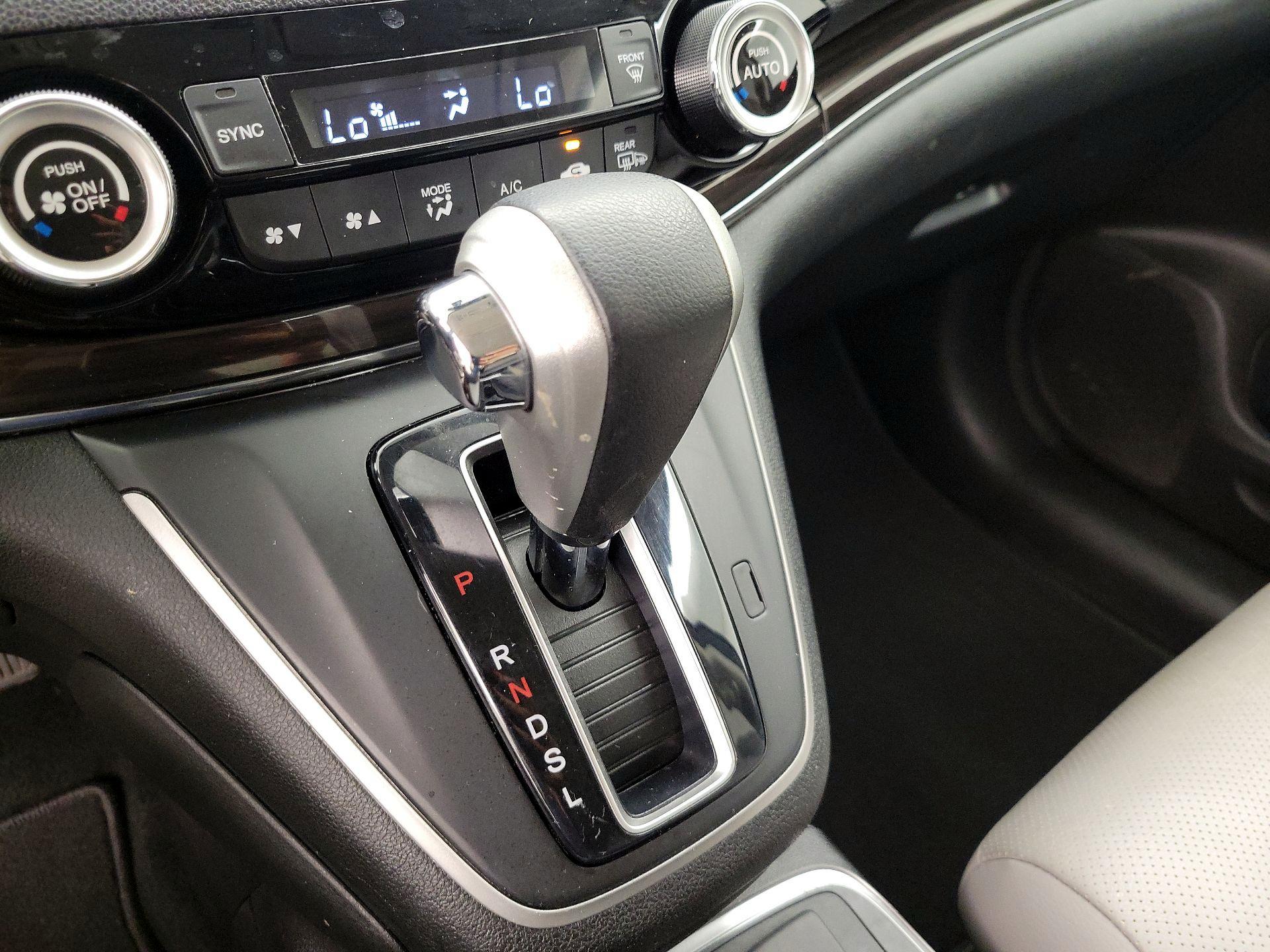 Thumbnail: 2016 Honda CR-V - 17