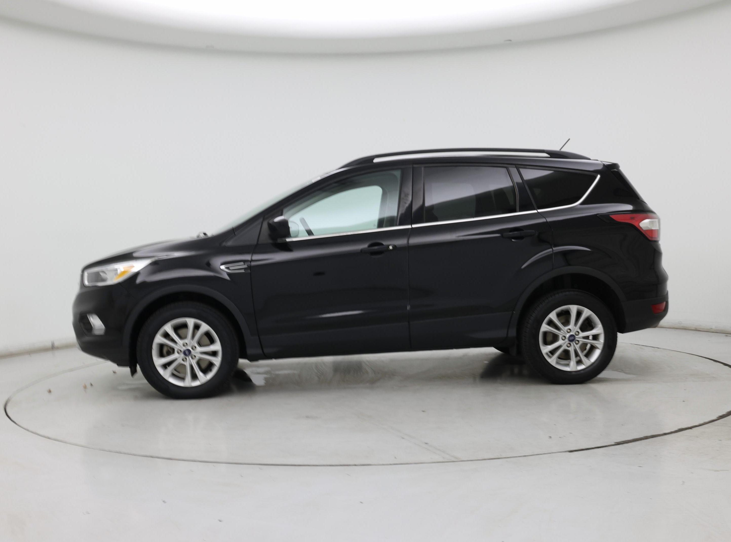Thumbnail: 2018 Ford Escape - 3