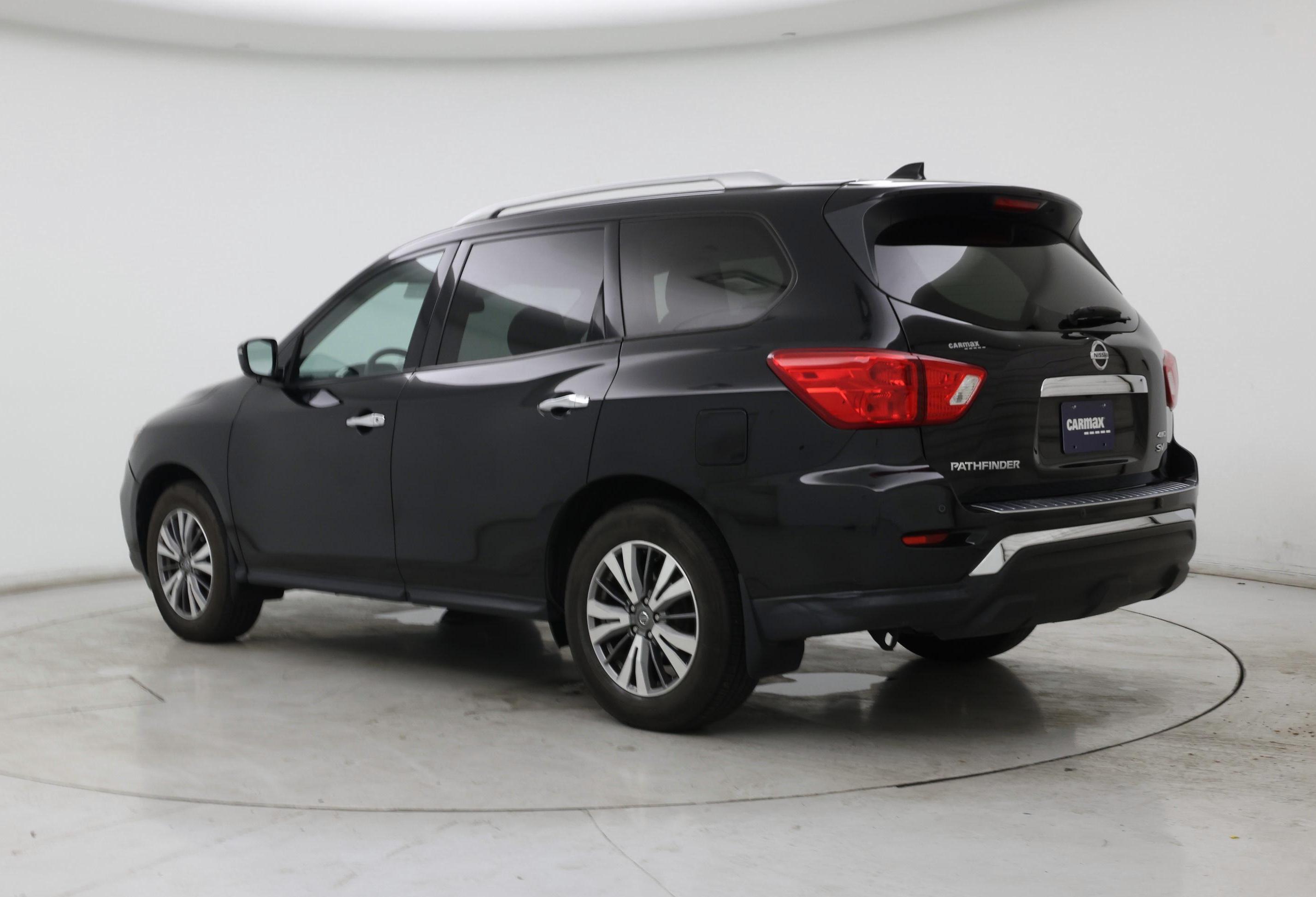 Thumbnail: 2020 Nissan Pathfinder - 2