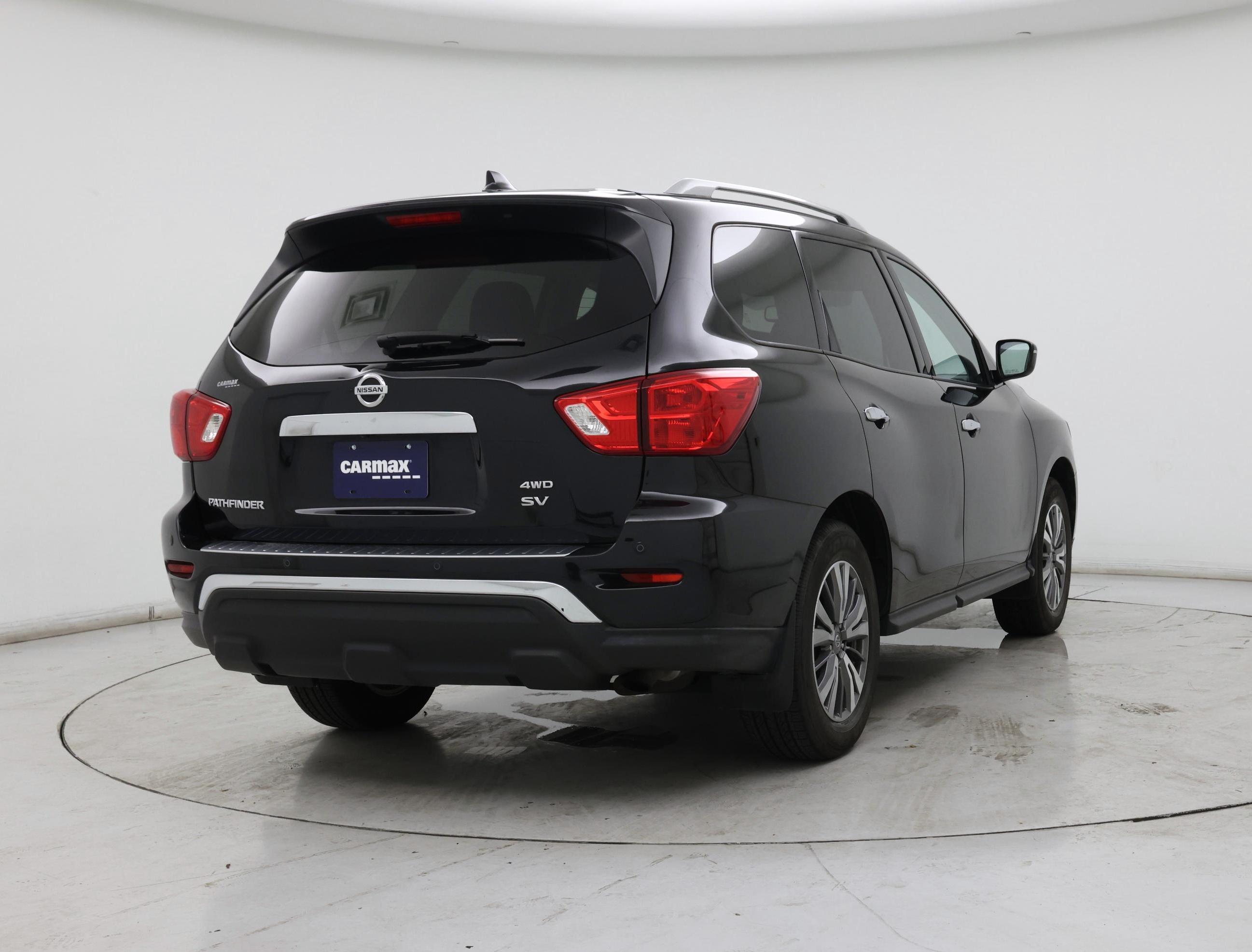 Thumbnail: 2020 Nissan Pathfinder - 8
