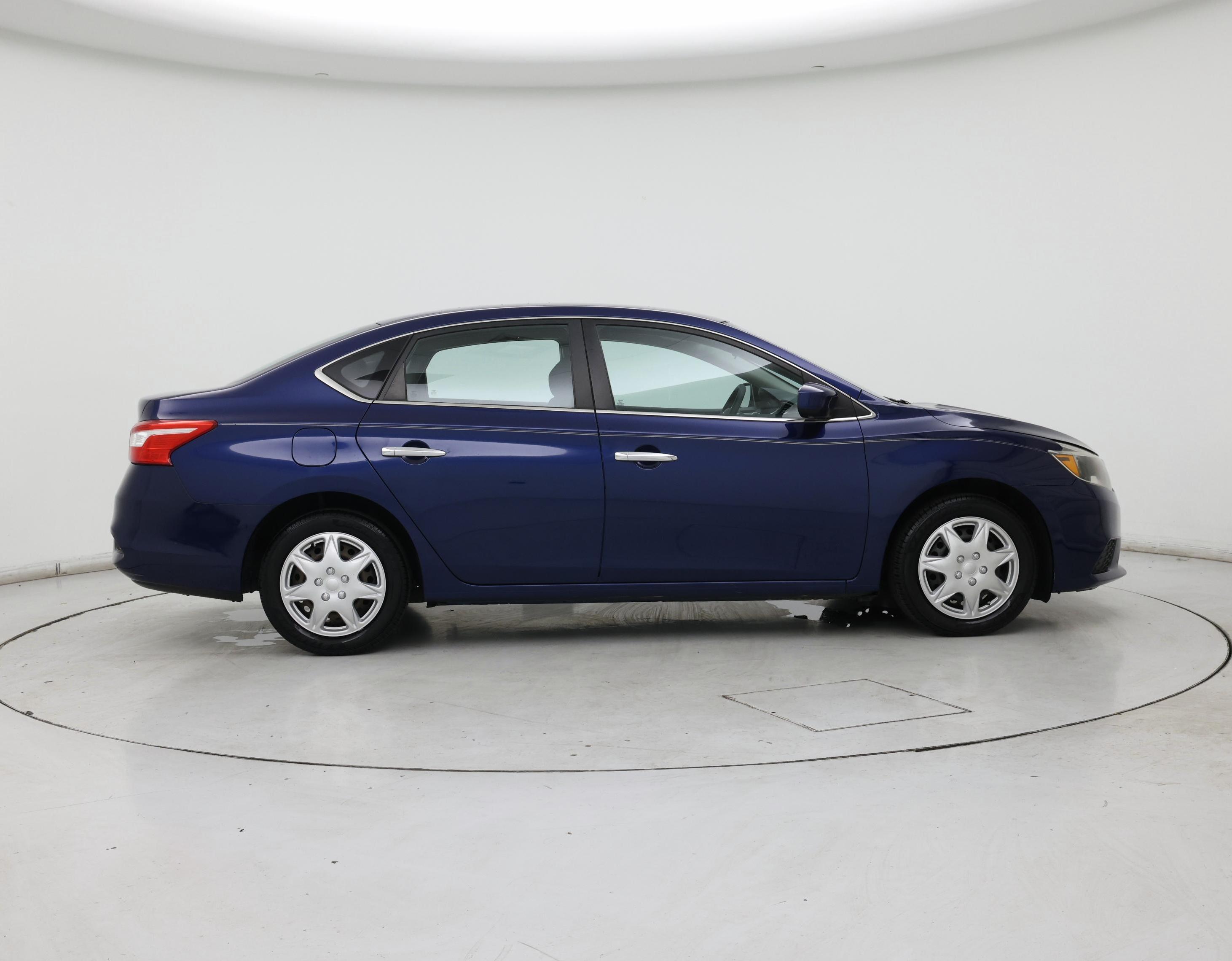 Thumbnail: 2016 Nissan Sentra - 7