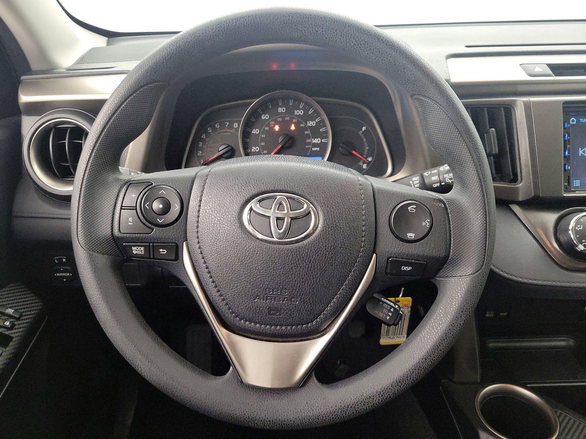 Thumbnail: 2014 Toyota RAV4 - 10
