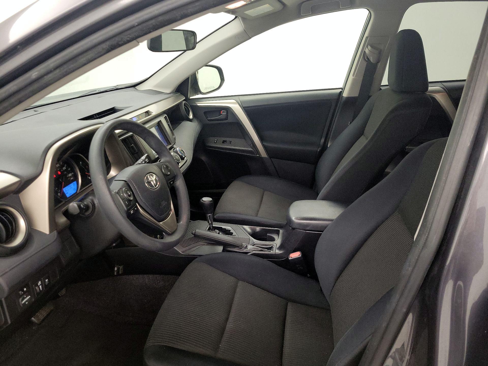 Thumbnail: 2014 Toyota RAV4 - 11