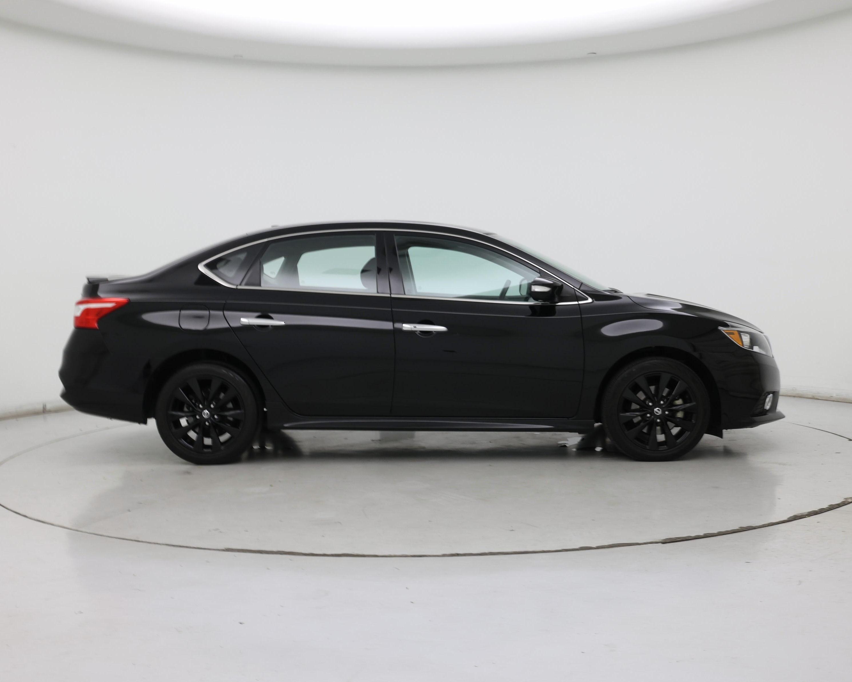 Thumbnail: 2017 Nissan Sentra - 7