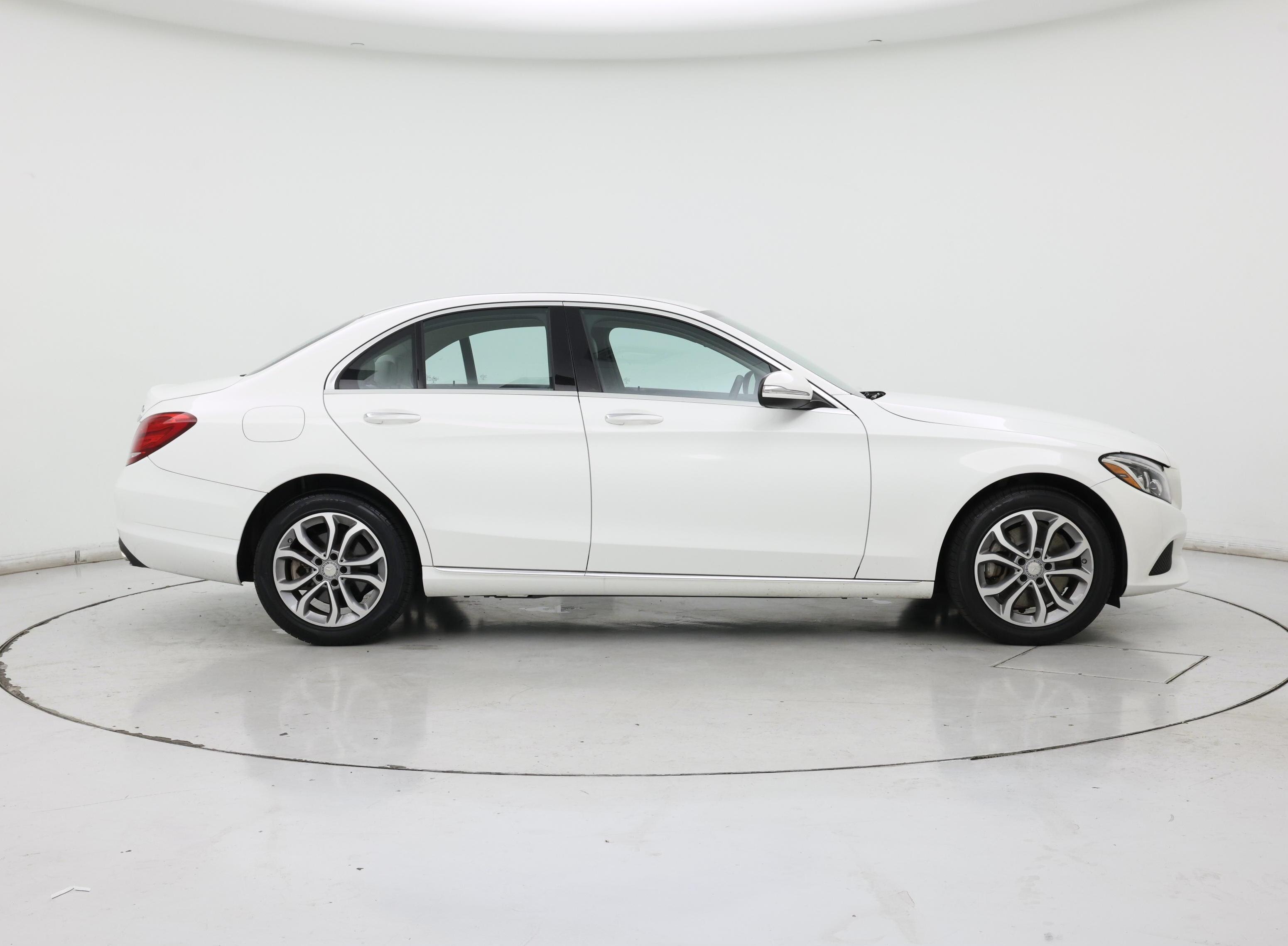 Thumbnail: 2015 Mercedes-Benz C-Class - 7