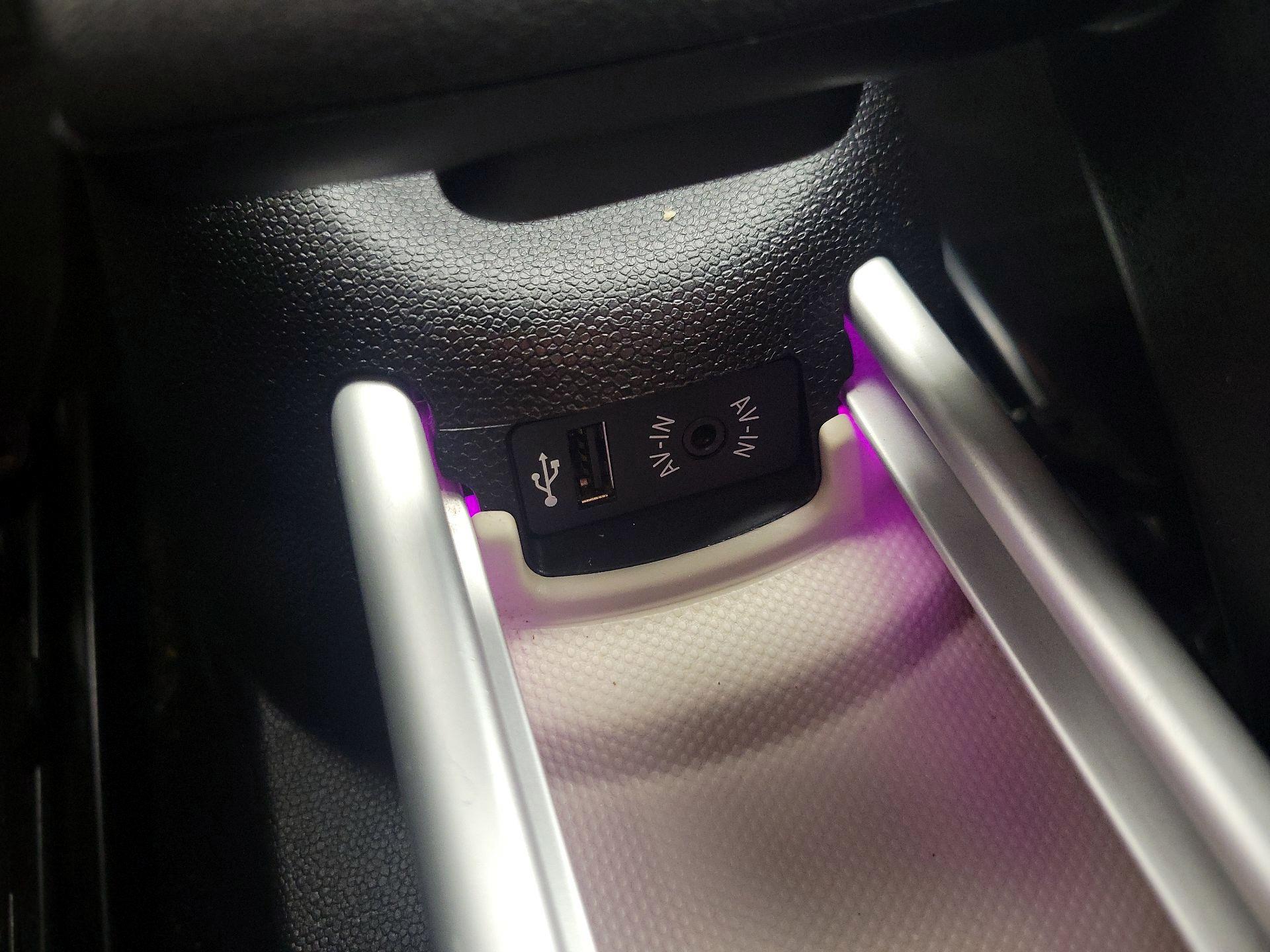 Thumbnail: 2016 MINI Cooper Countryman - 17