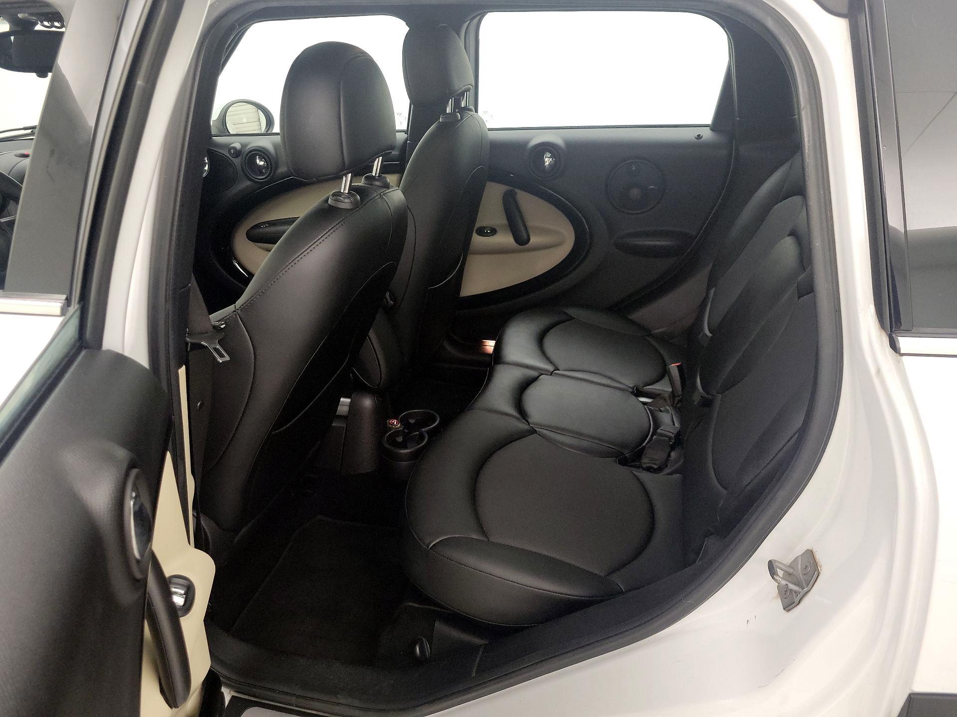 Thumbnail: 2016 MINI Cooper Countryman - 19