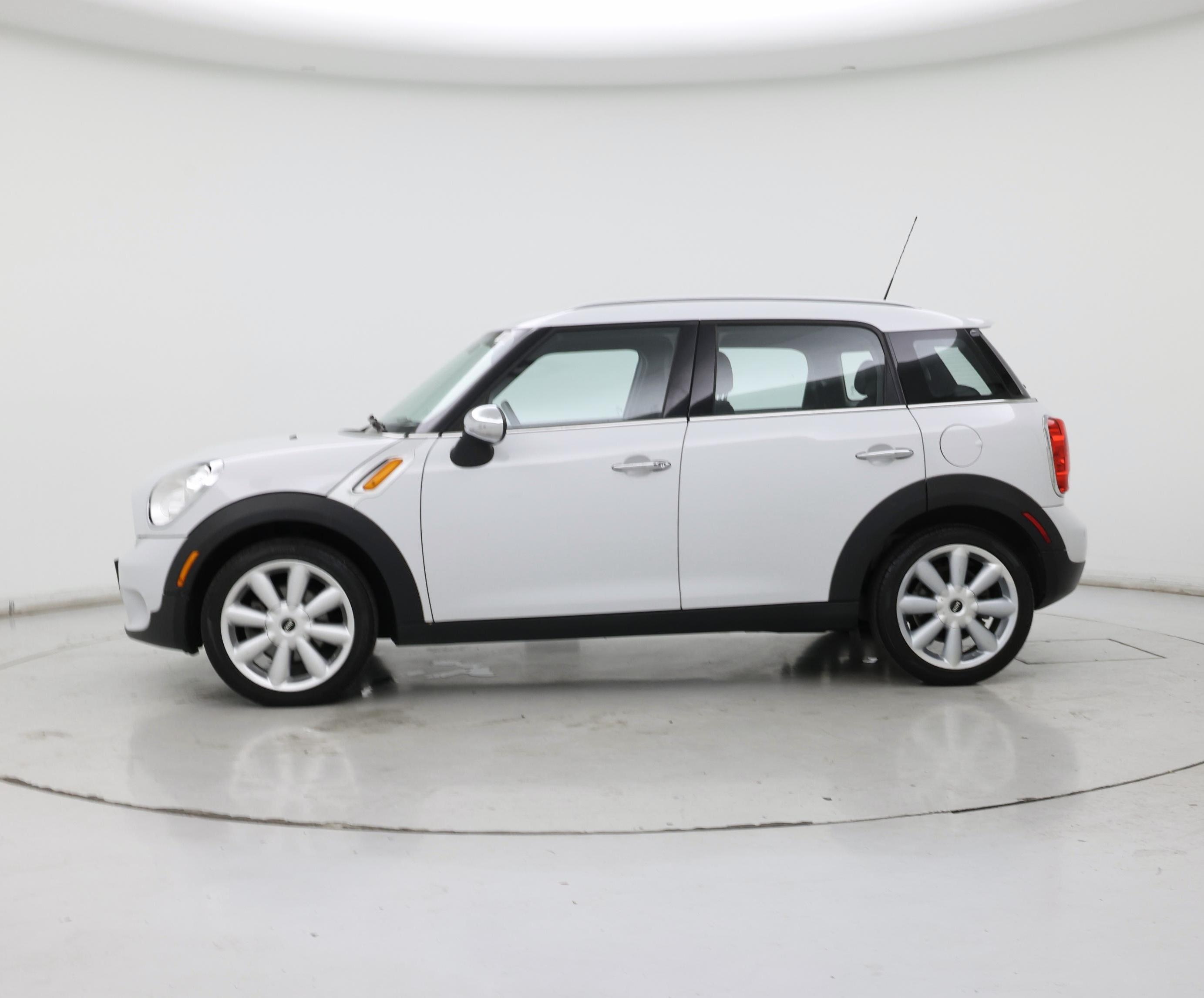 Thumbnail: 2016 MINI Cooper Countryman - 3