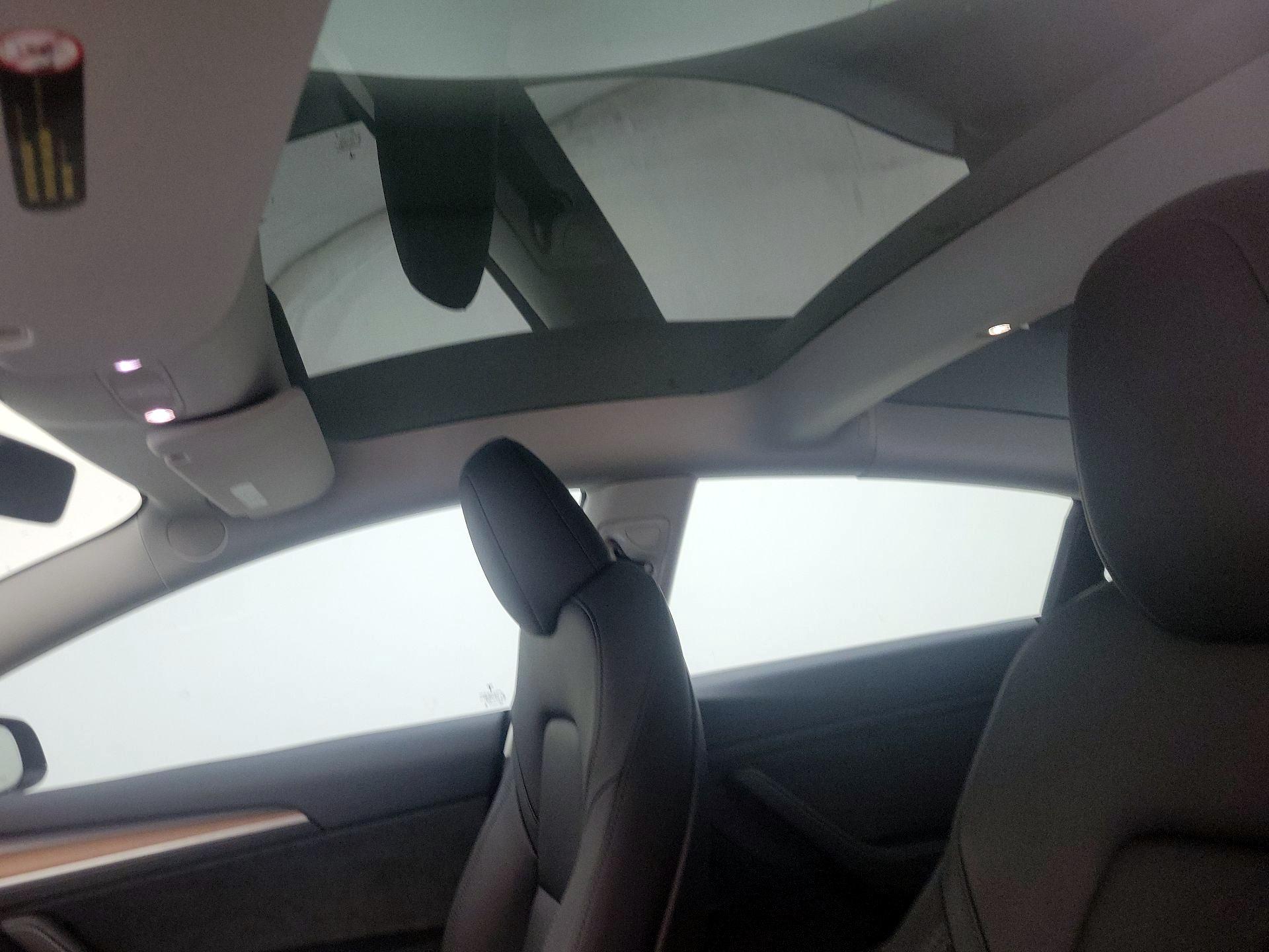 Thumbnail: 2023 Tesla Model 3 - 18