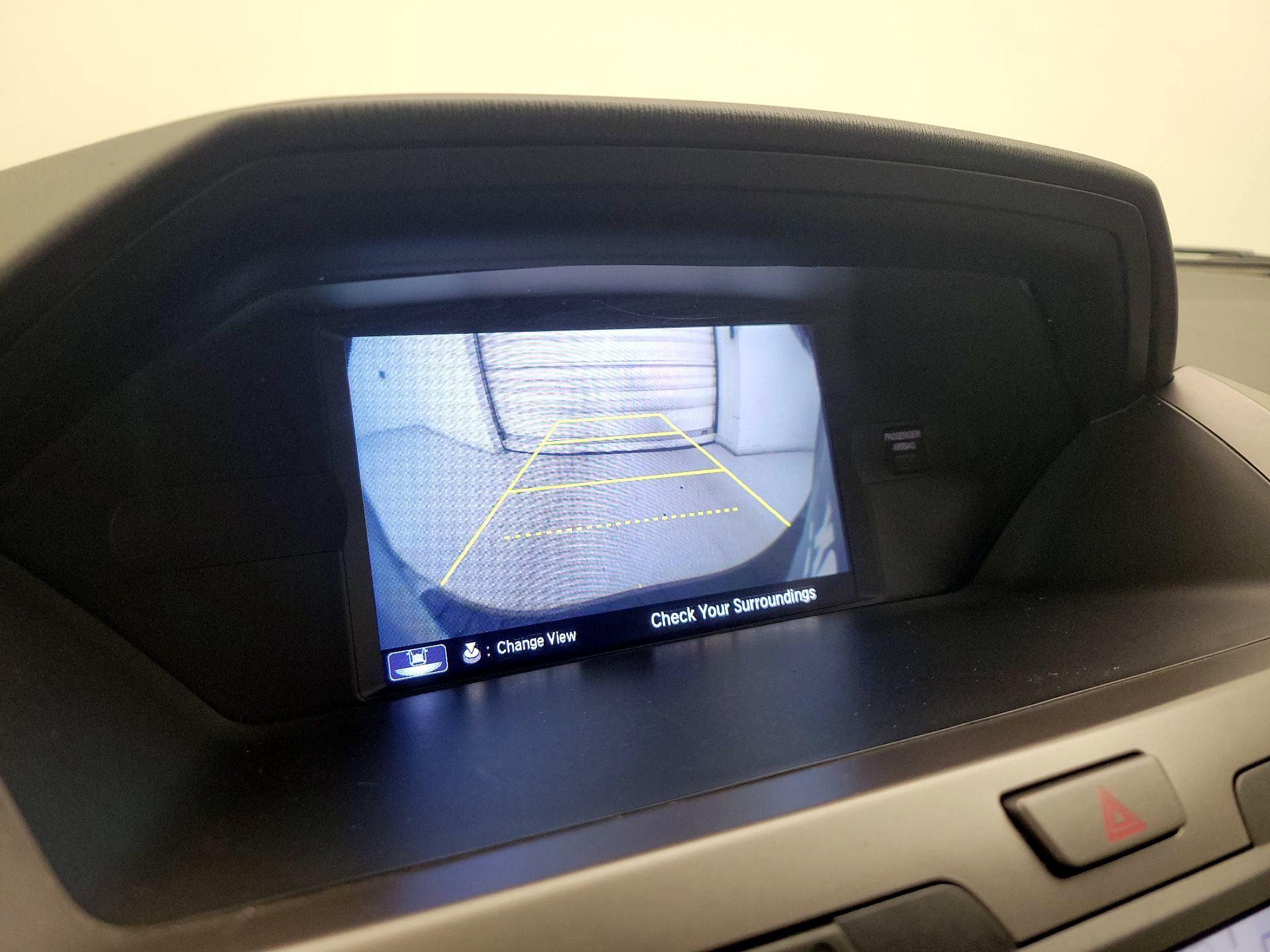 Thumbnail: 2015 Honda Odyssey - 15