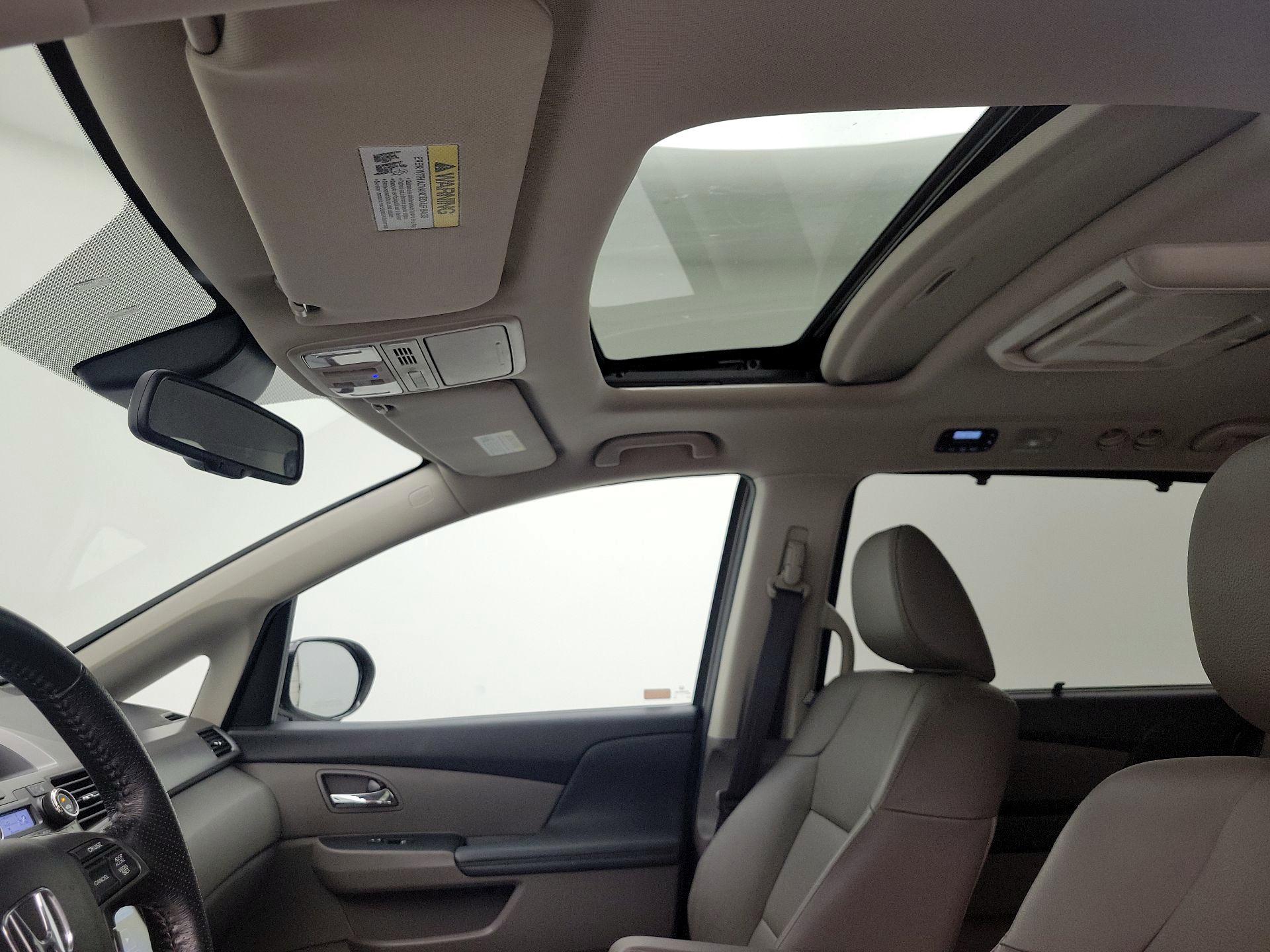 Thumbnail: 2015 Honda Odyssey - 20