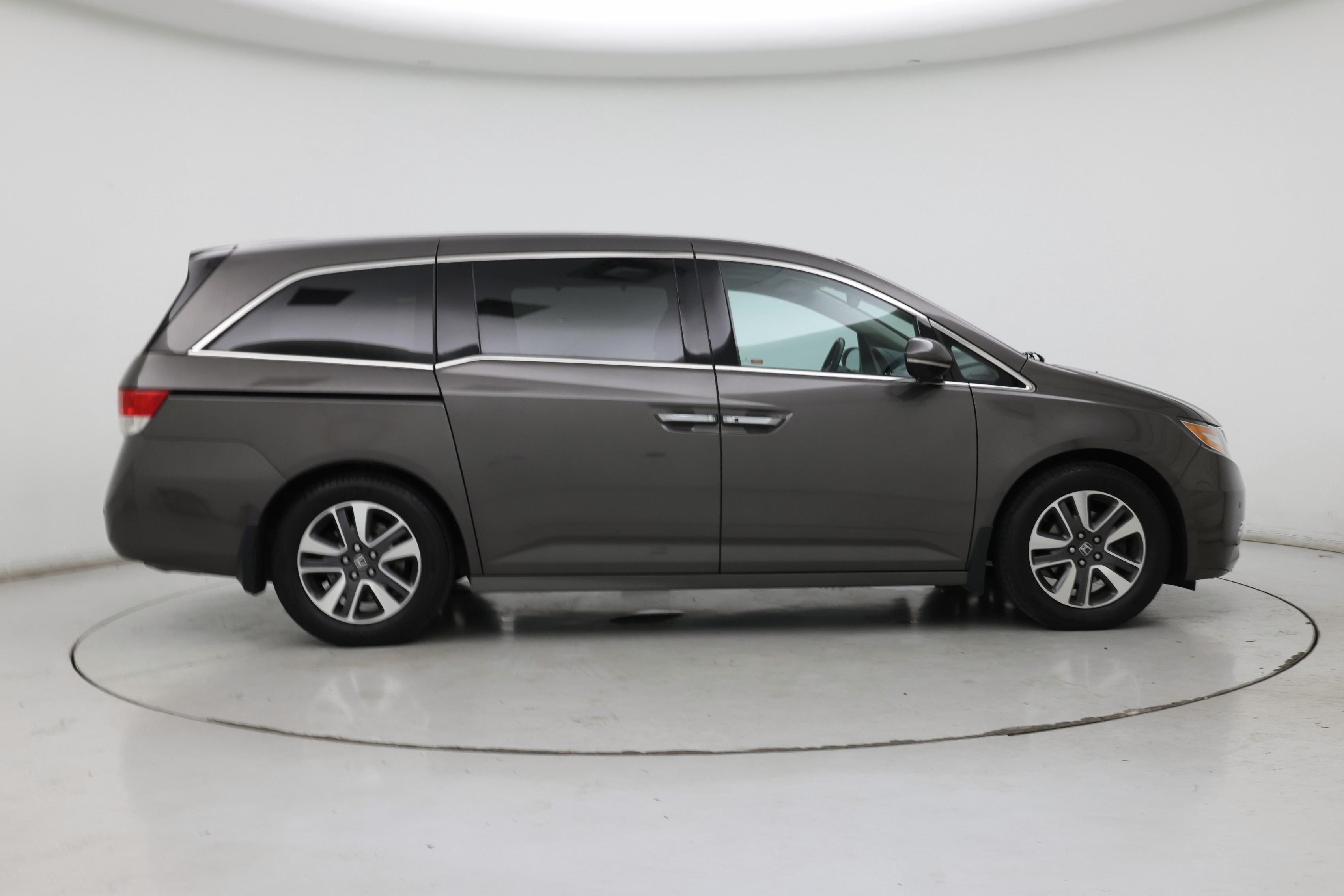 Thumbnail: 2015 Honda Odyssey - 7