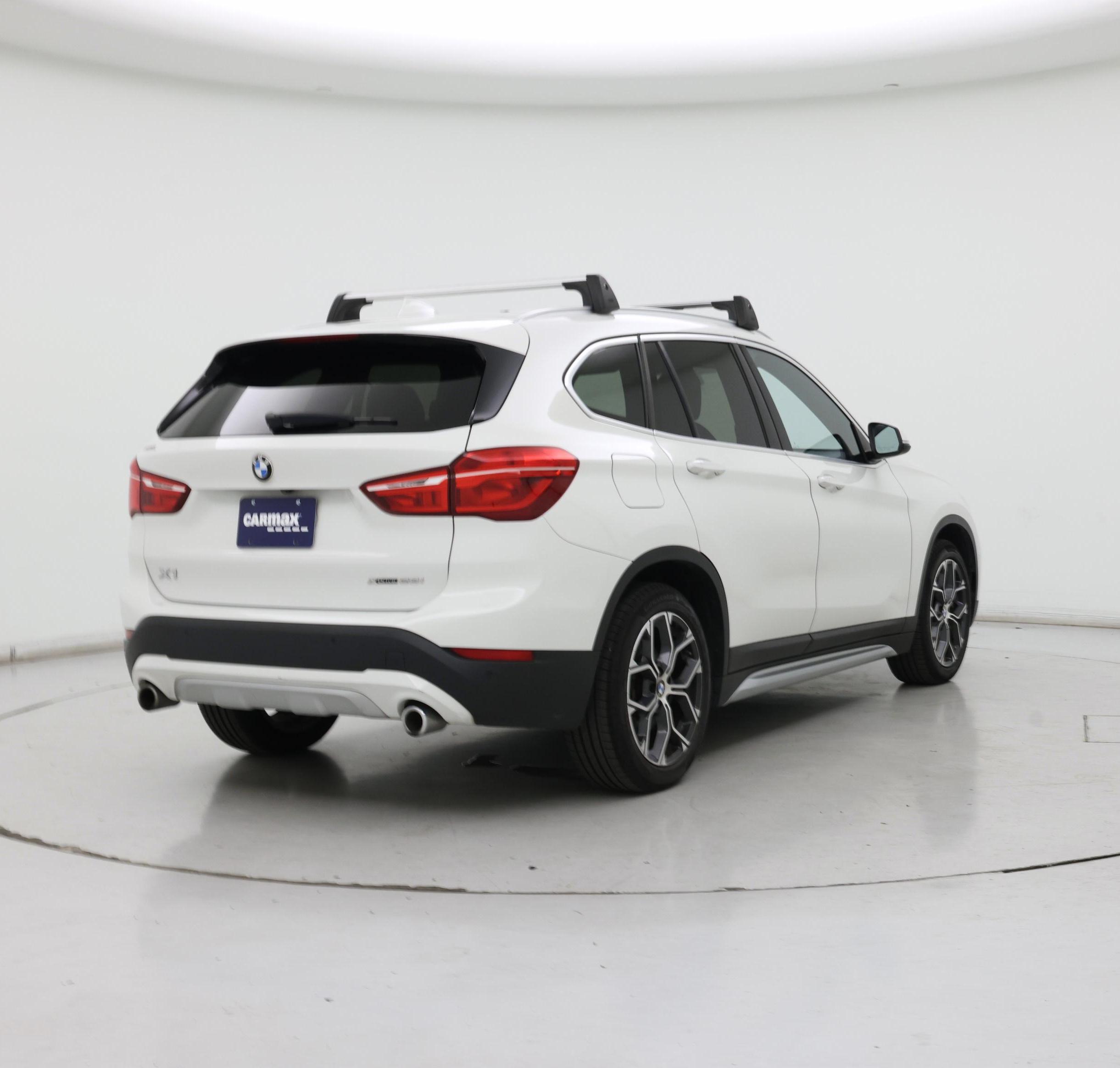 Thumbnail: 2020 BMW X1 - 8