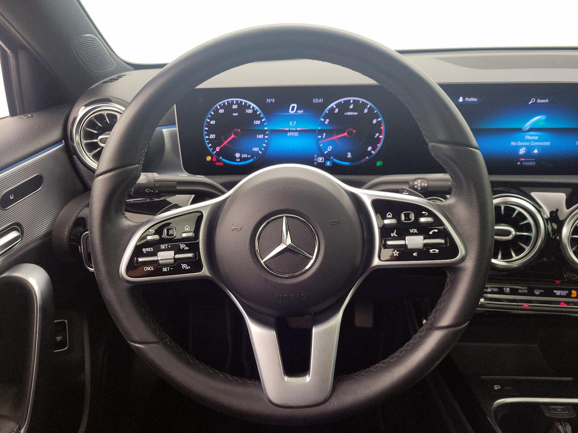 Thumbnail: 2020 Mercedes-Benz A-Class - 10