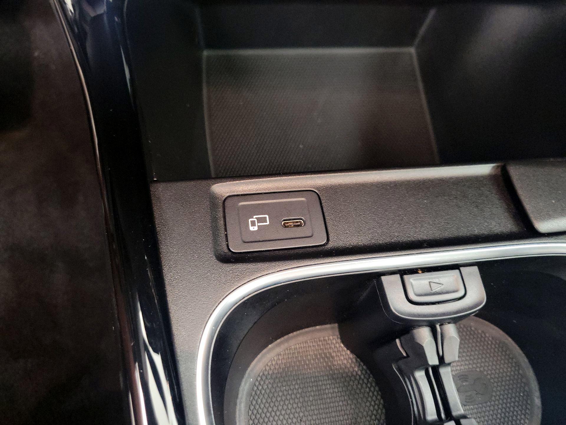 Thumbnail: 2020 Mercedes-Benz A-Class - 18