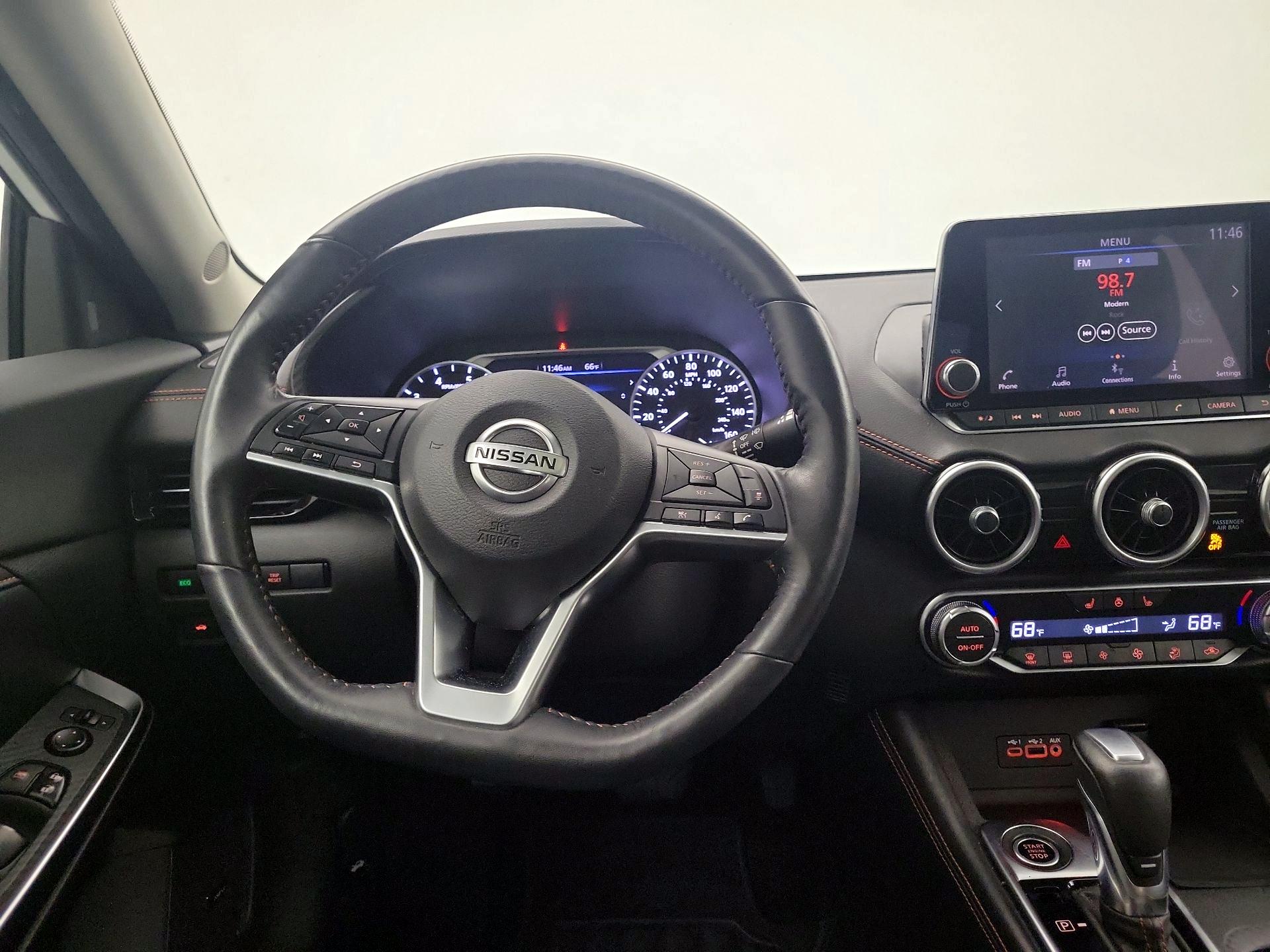 Thumbnail: 2020 Nissan Sentra - 10