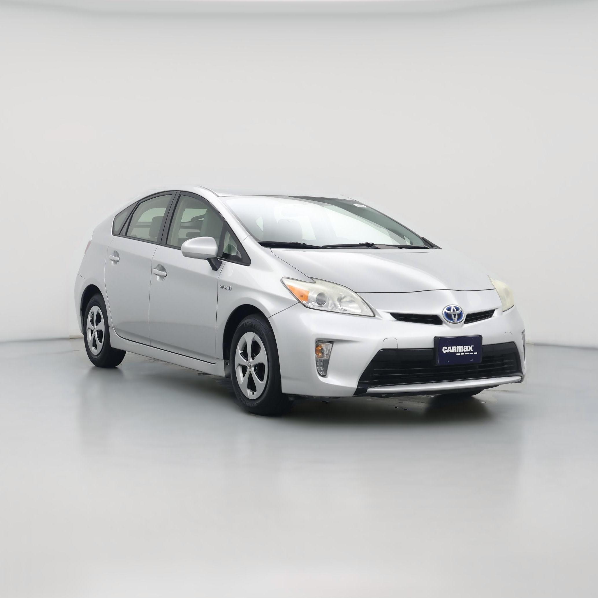 Thumbnail: 2013 Toyota Prius - 1