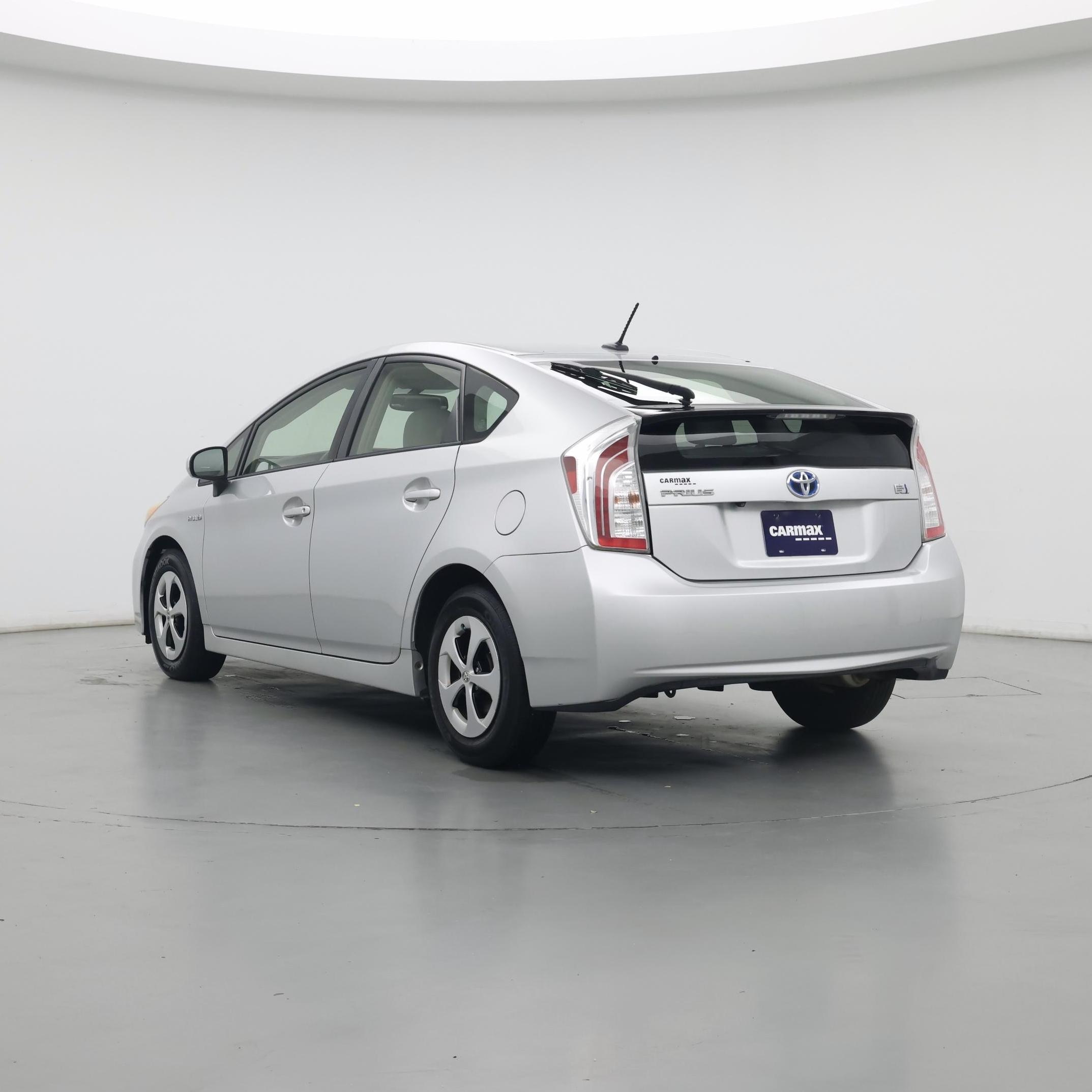 Thumbnail: 2013 Toyota Prius - 2