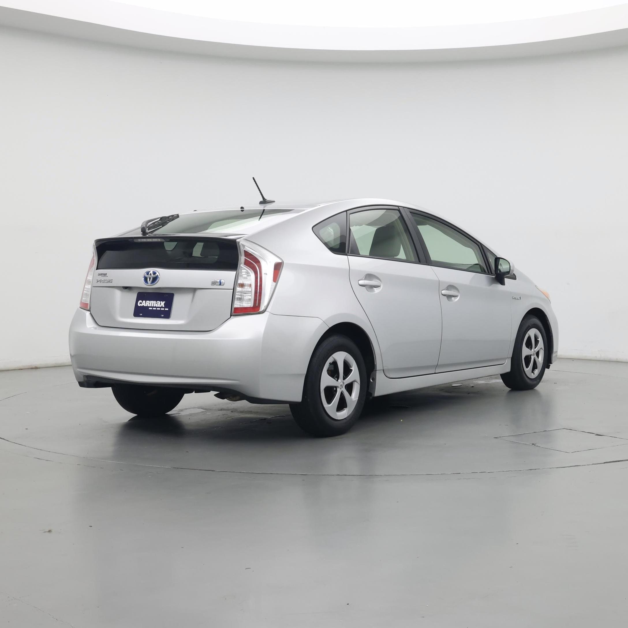 Thumbnail: 2013 Toyota Prius - 8