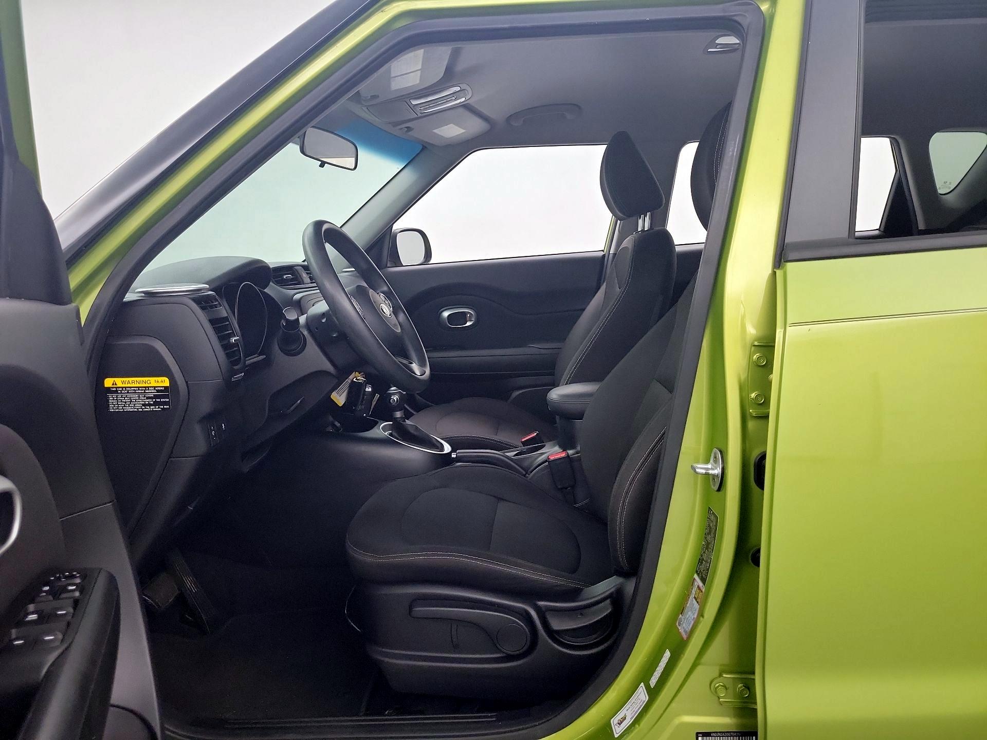 Thumbnail: 2016 Kia Soul - 11