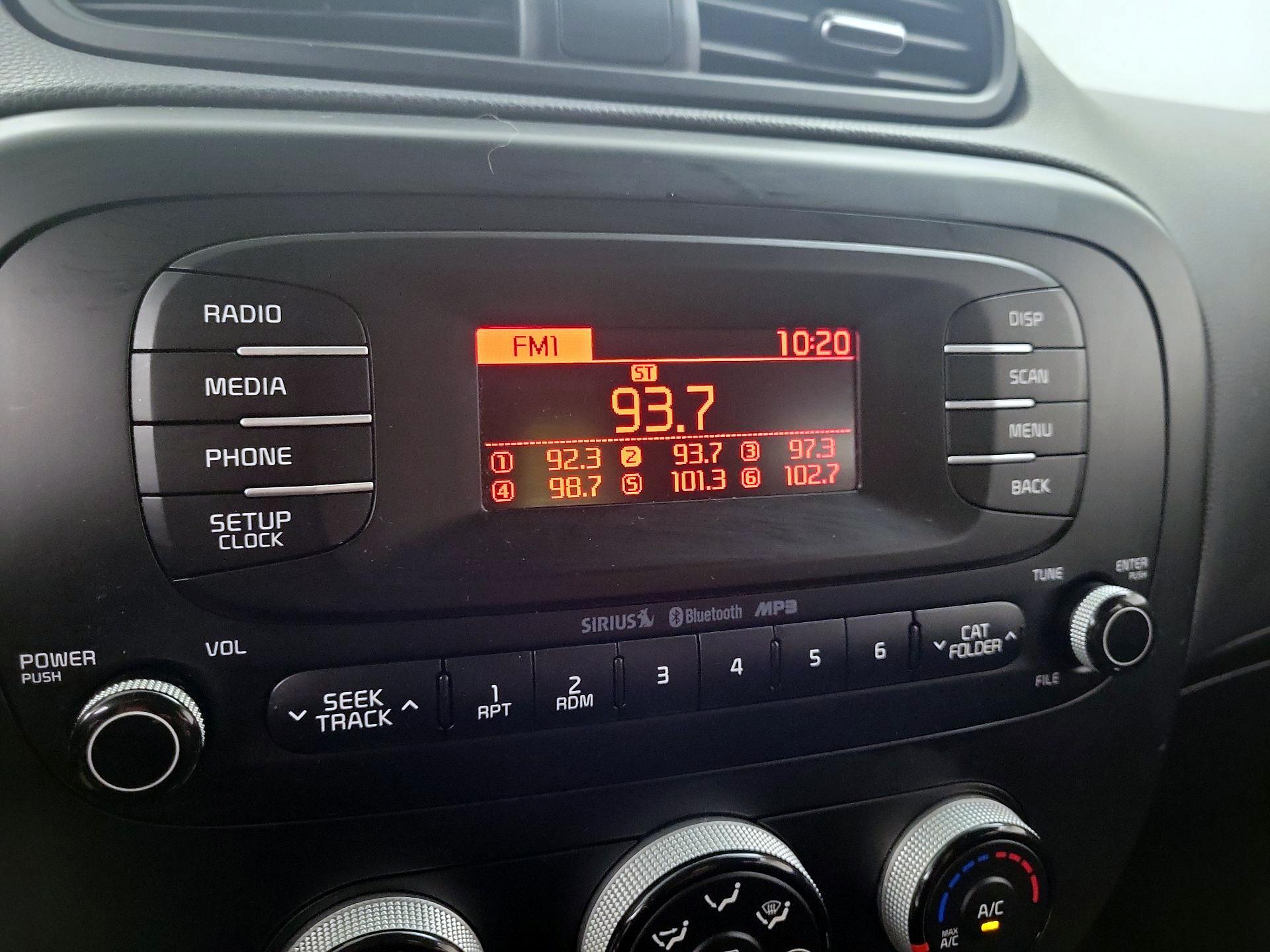 Thumbnail: 2016 Kia Soul - 14