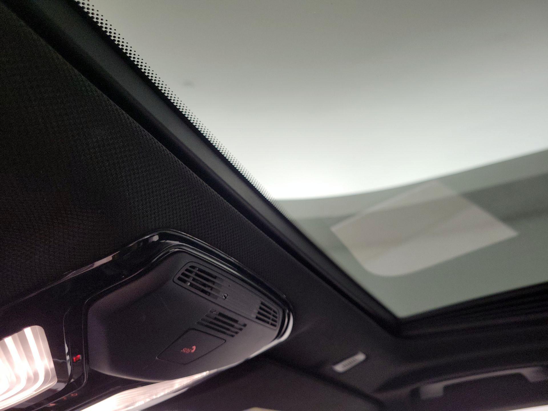 Thumbnail: 2019 BMW 5 Series - 20