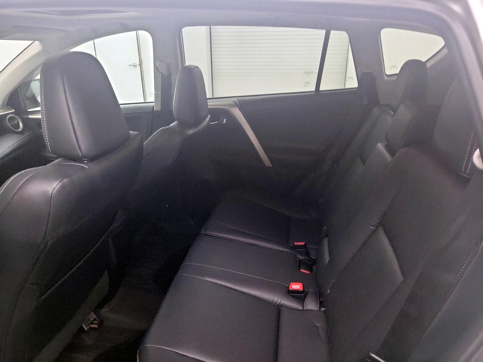 Thumbnail: 2014 Toyota RAV4 - 20