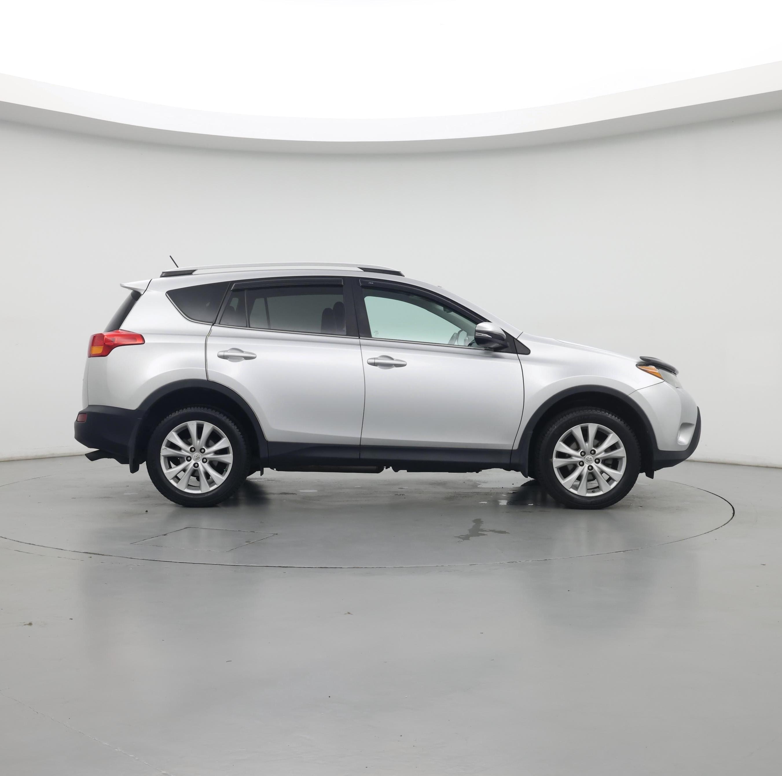 Thumbnail: 2014 Toyota RAV4 - 7