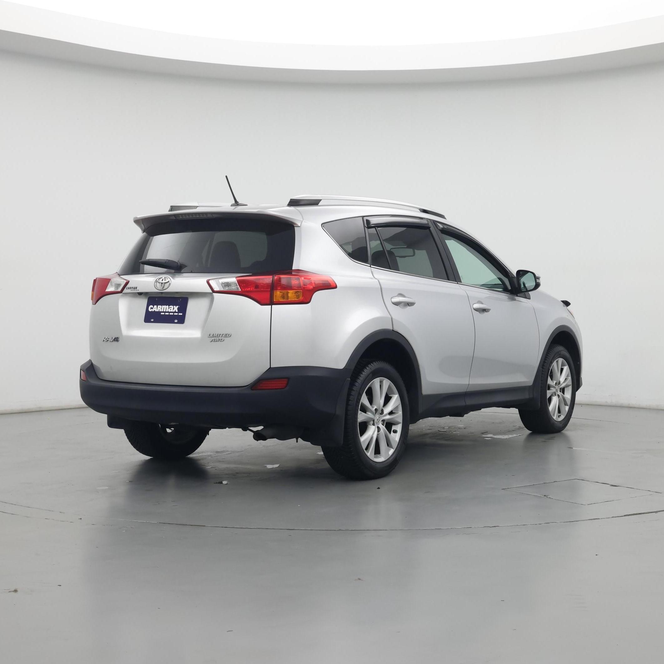 Thumbnail: 2014 Toyota RAV4 - 8