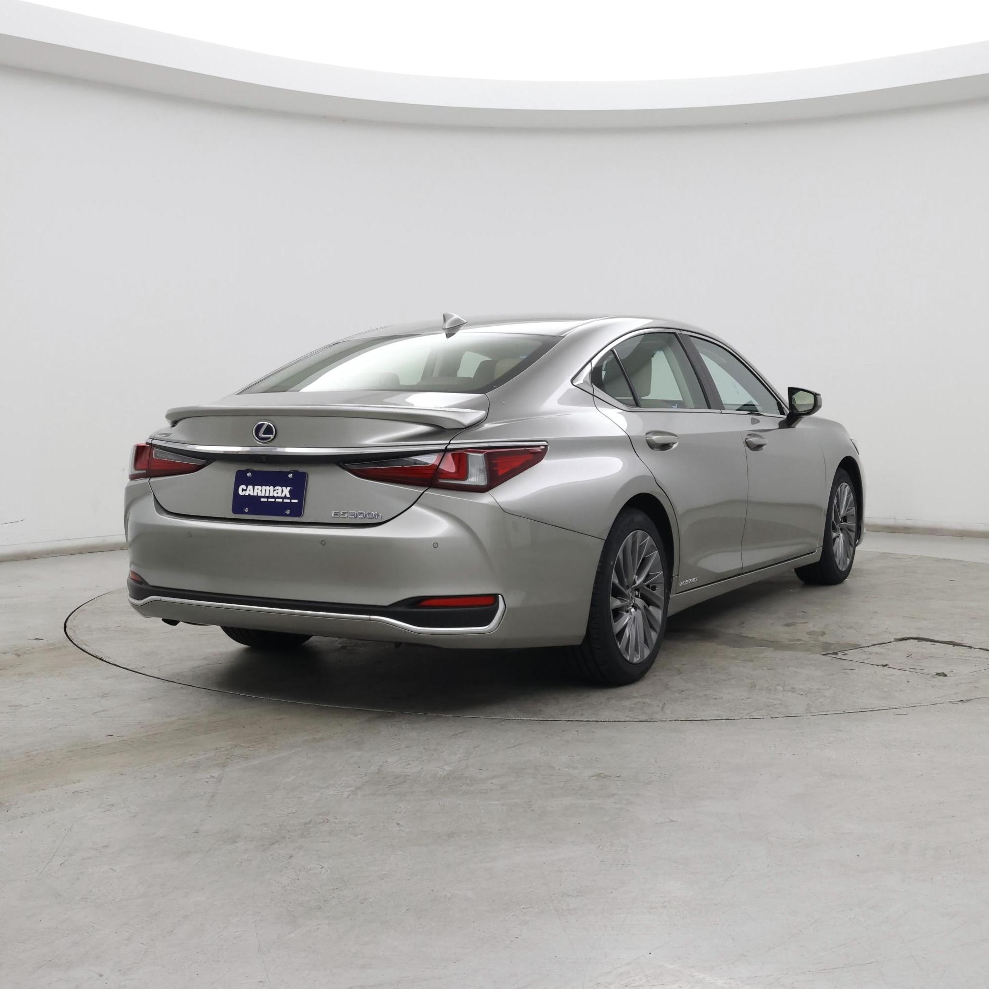 Thumbnail: 2019 Lexus ES - 8