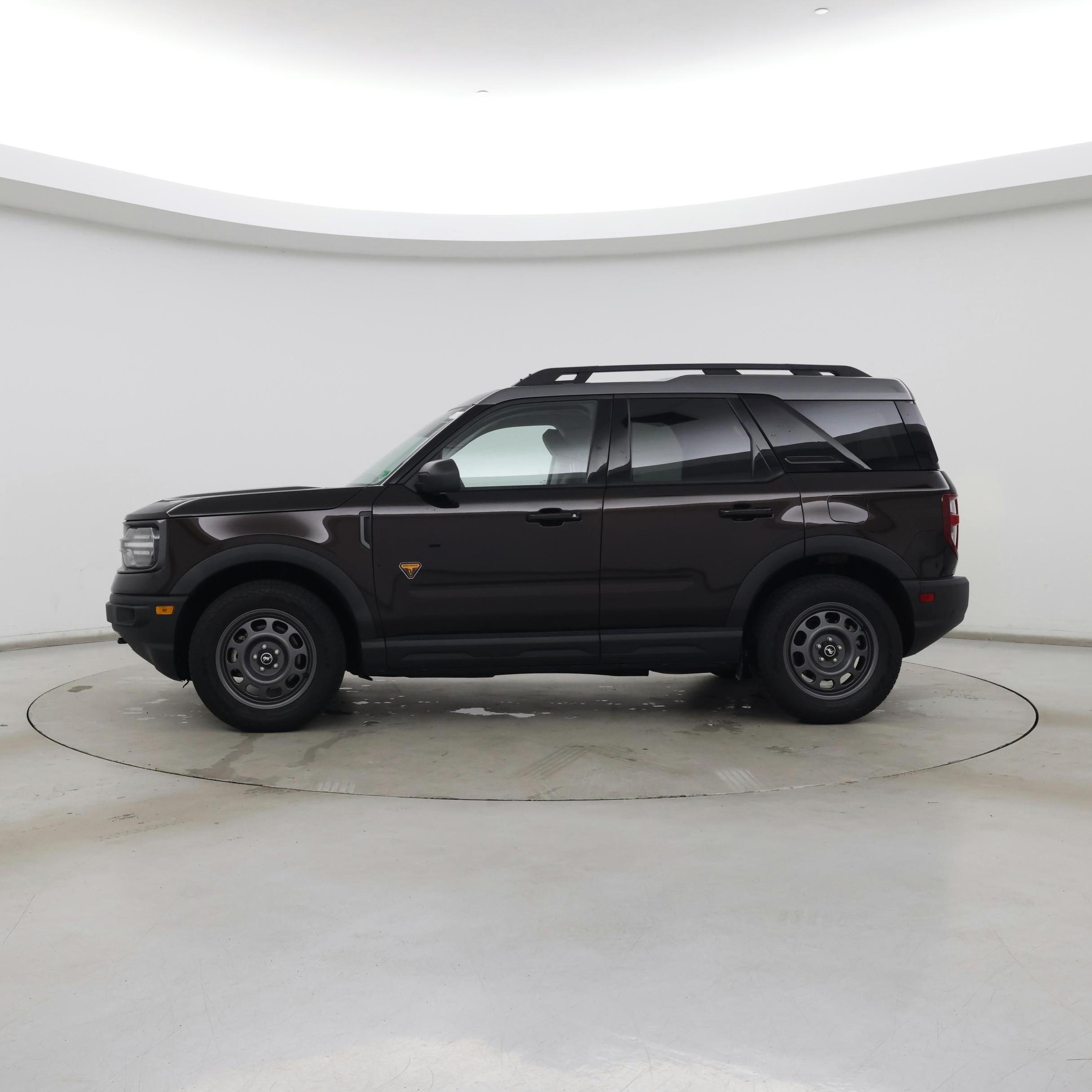 Thumbnail: 2021 Ford Bronco Sport - 3
