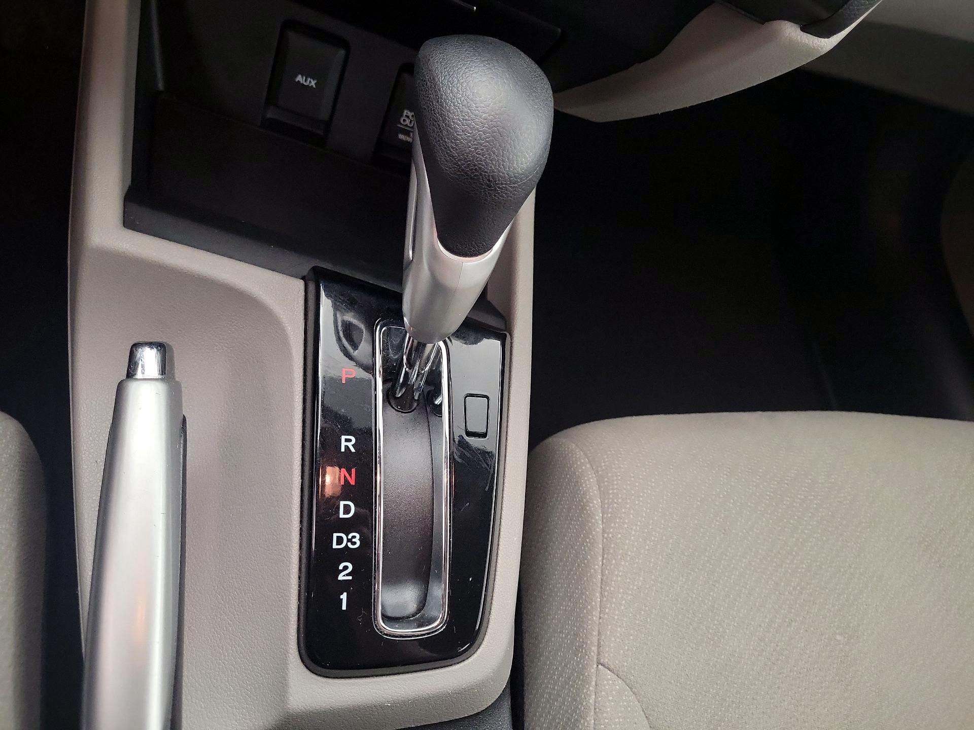 Thumbnail: 2013 Honda Civic - 16