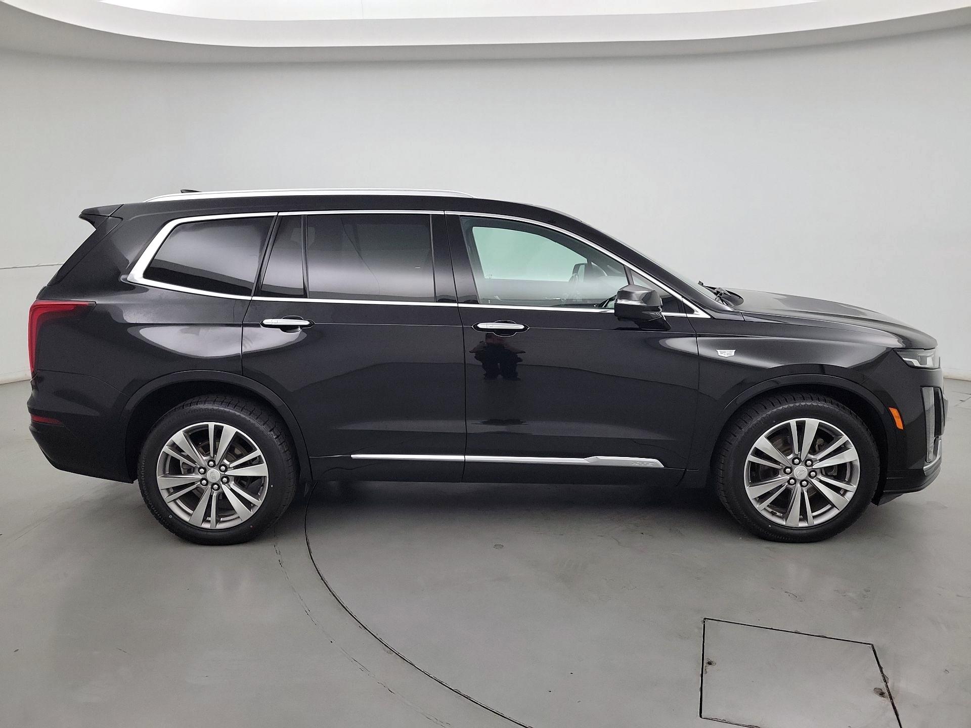 Thumbnail: 2020 Cadillac XT6 - 4