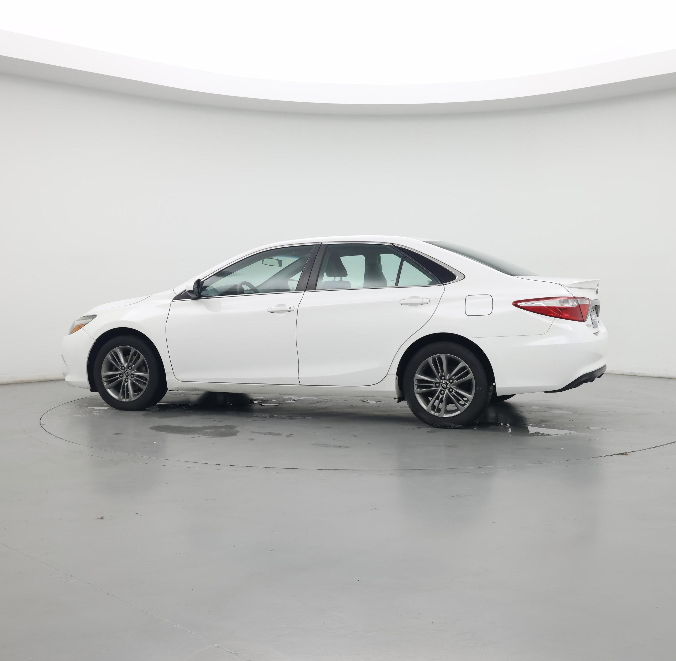 Thumbnail: 2015 Toyota Camry - 4