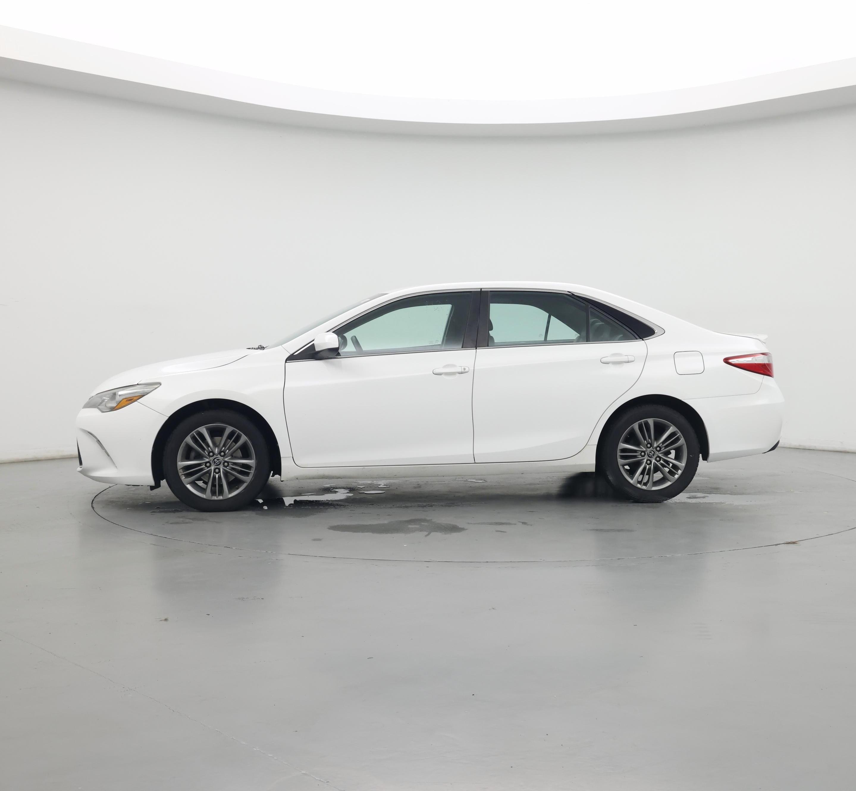 Thumbnail: 2015 Toyota Camry - 5