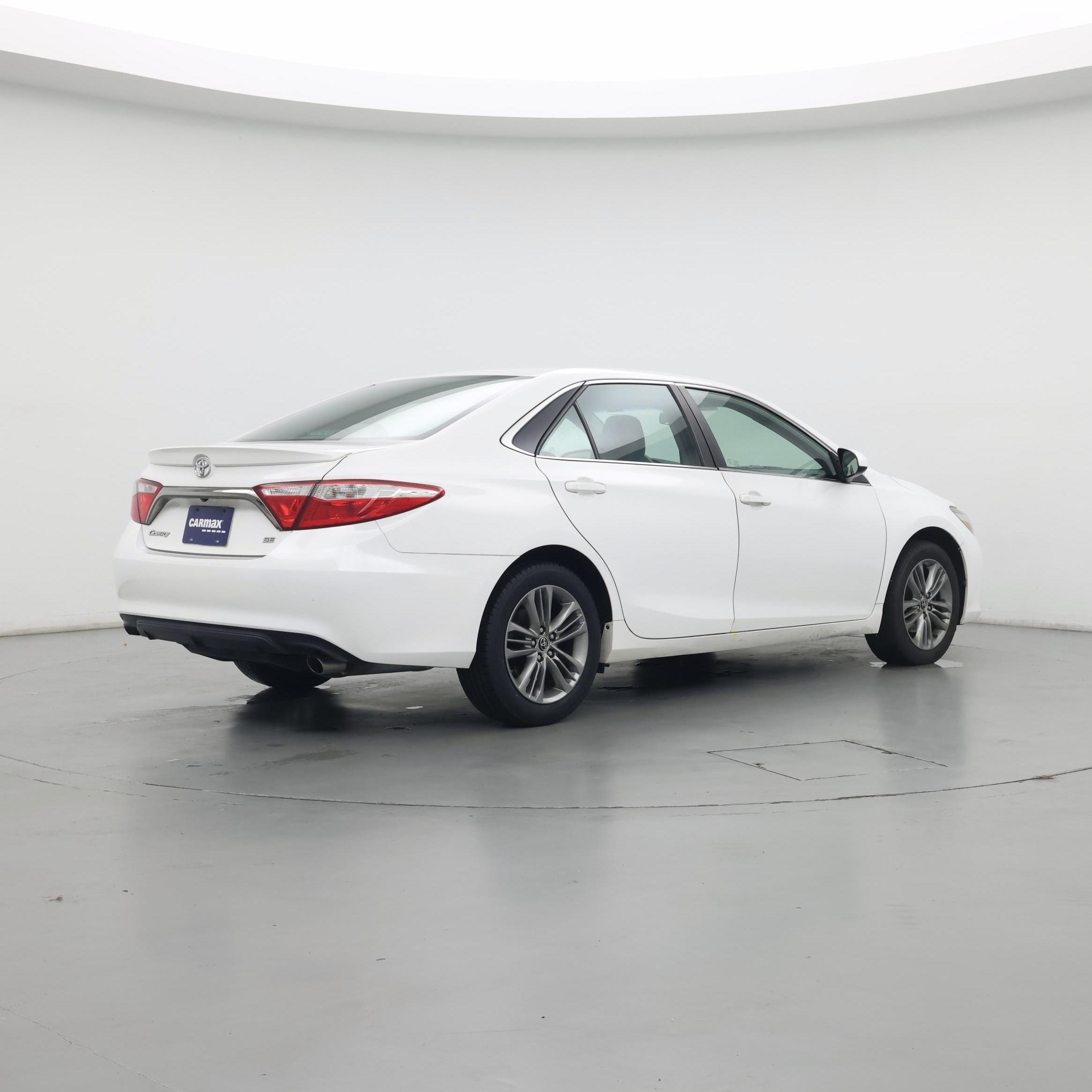 Thumbnail: 2015 Toyota Camry - 7