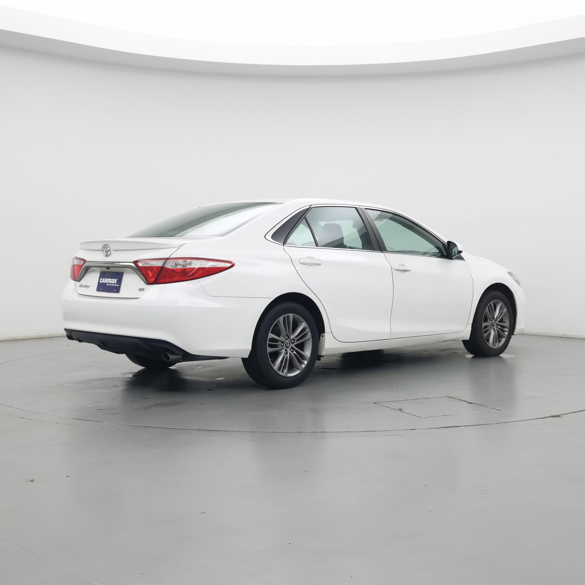 Thumbnail: 2015 Toyota Camry - 8