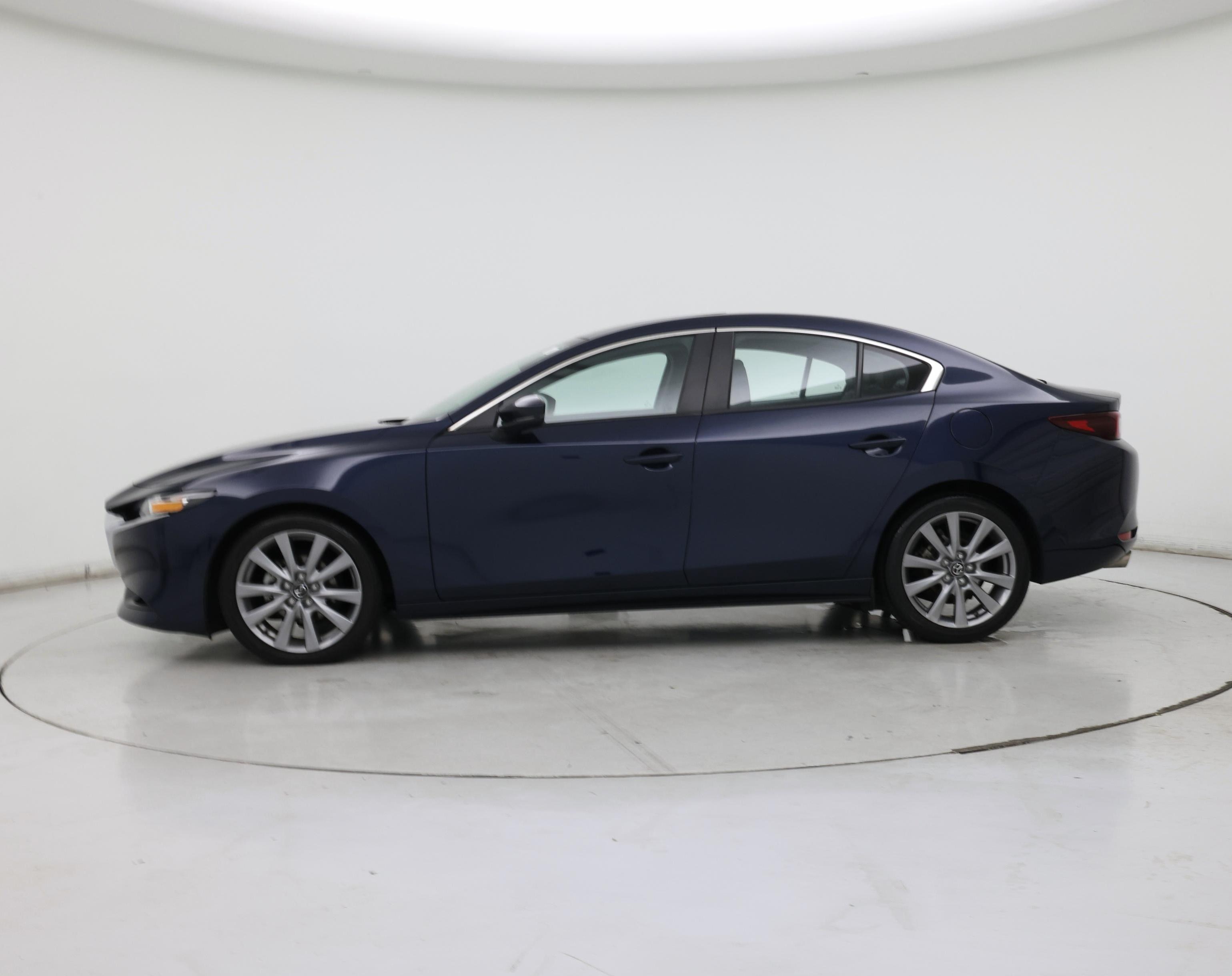 Thumbnail: 2022 Mazda Mazda3 - 3